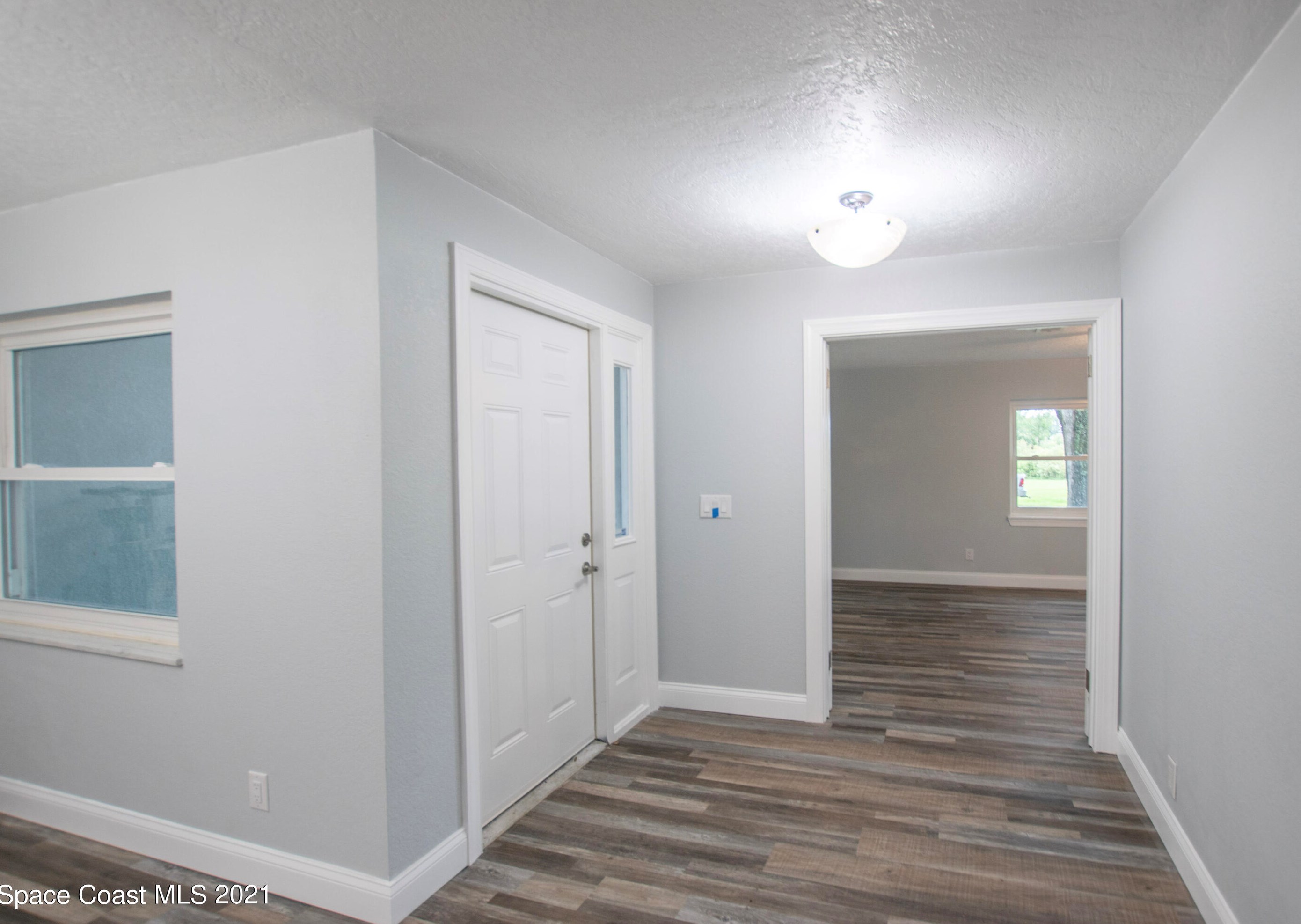 45 Fairglen Dr, Titusville, FL 32796