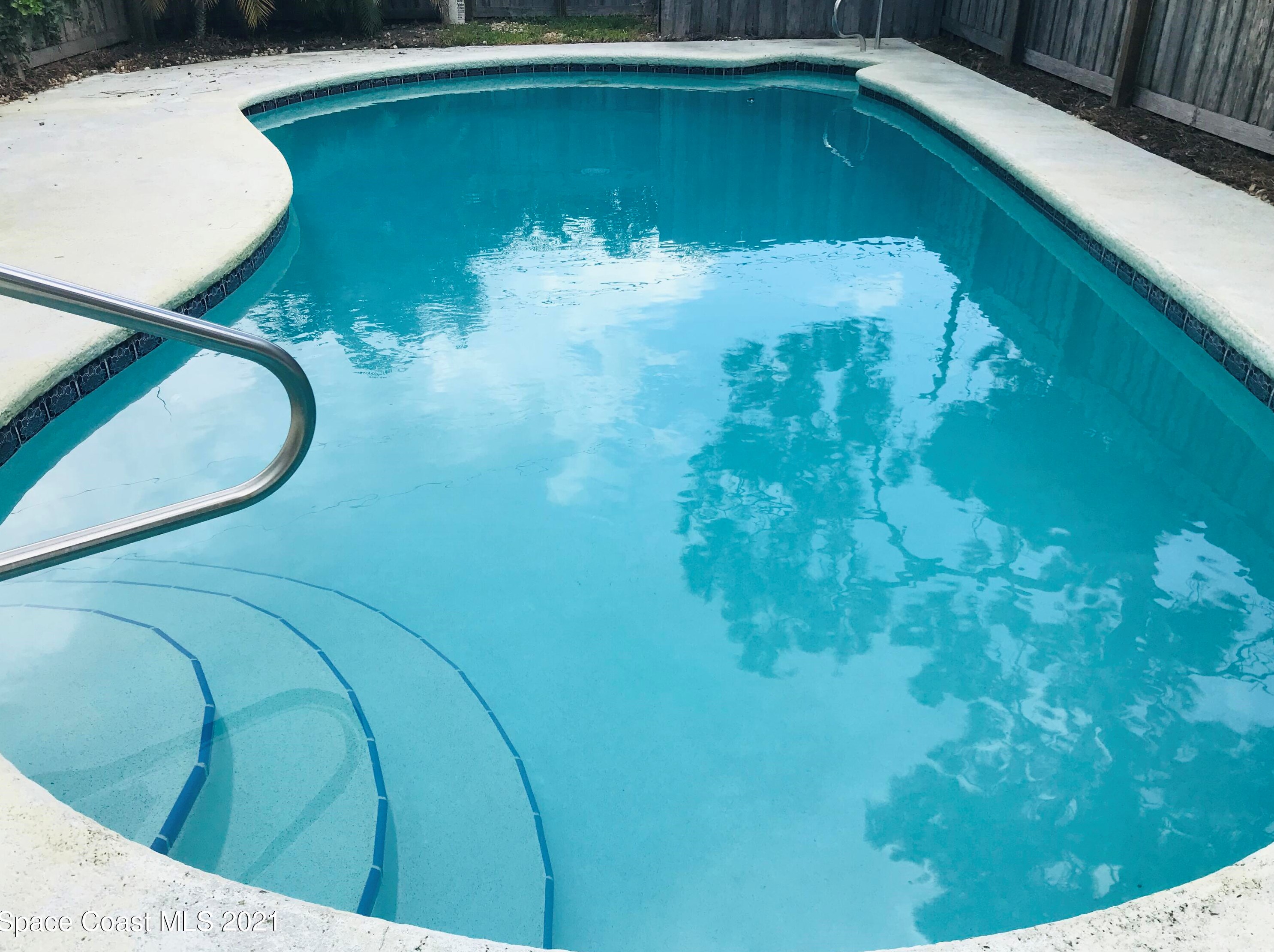 200 Juniper Ave, Merritt Island, FL 32953