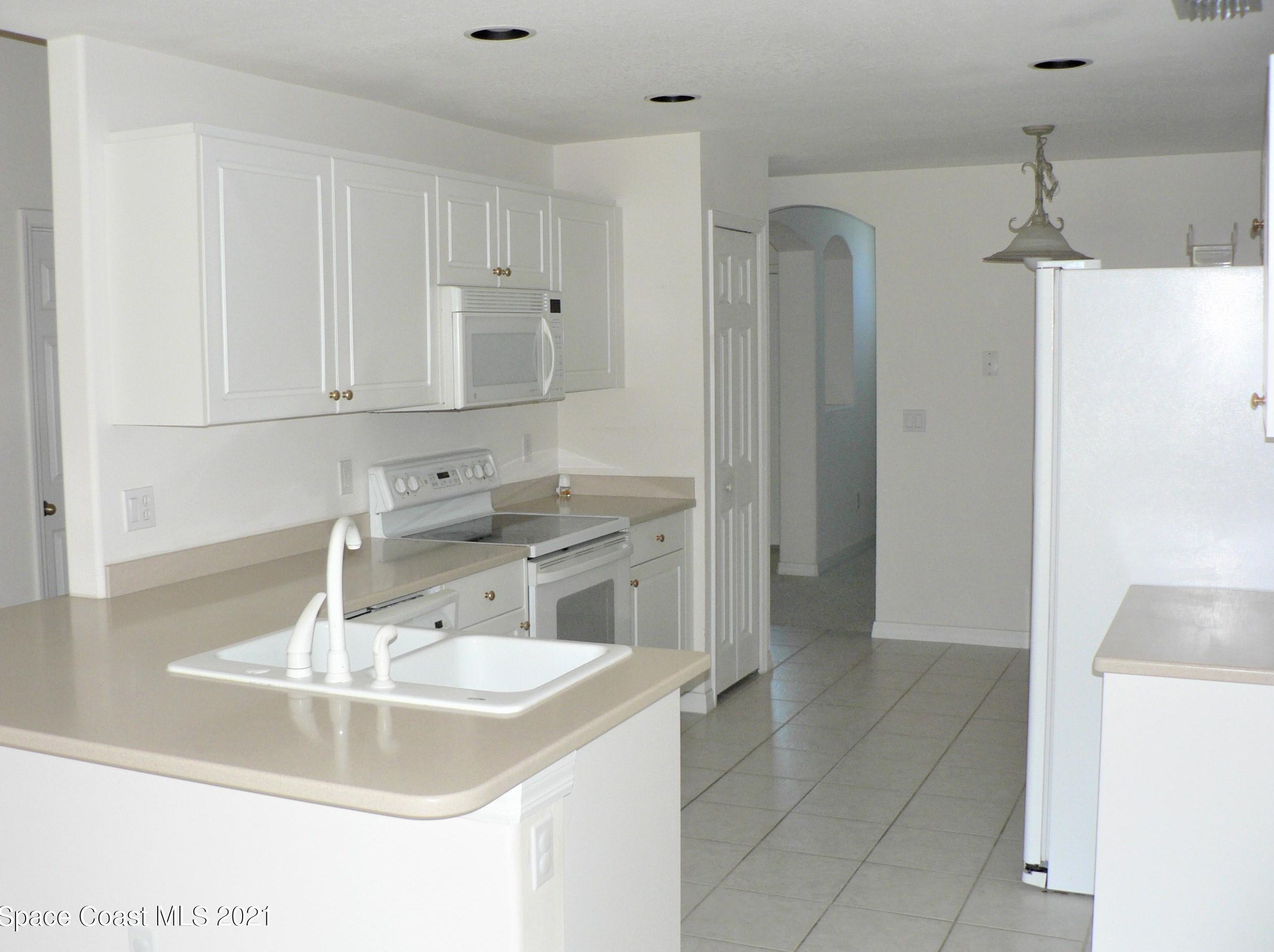 2752 Whistler St, Melbourne, FL 32904