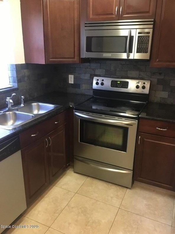 255 Spring Dr #4, Merritt Island, FL 32953