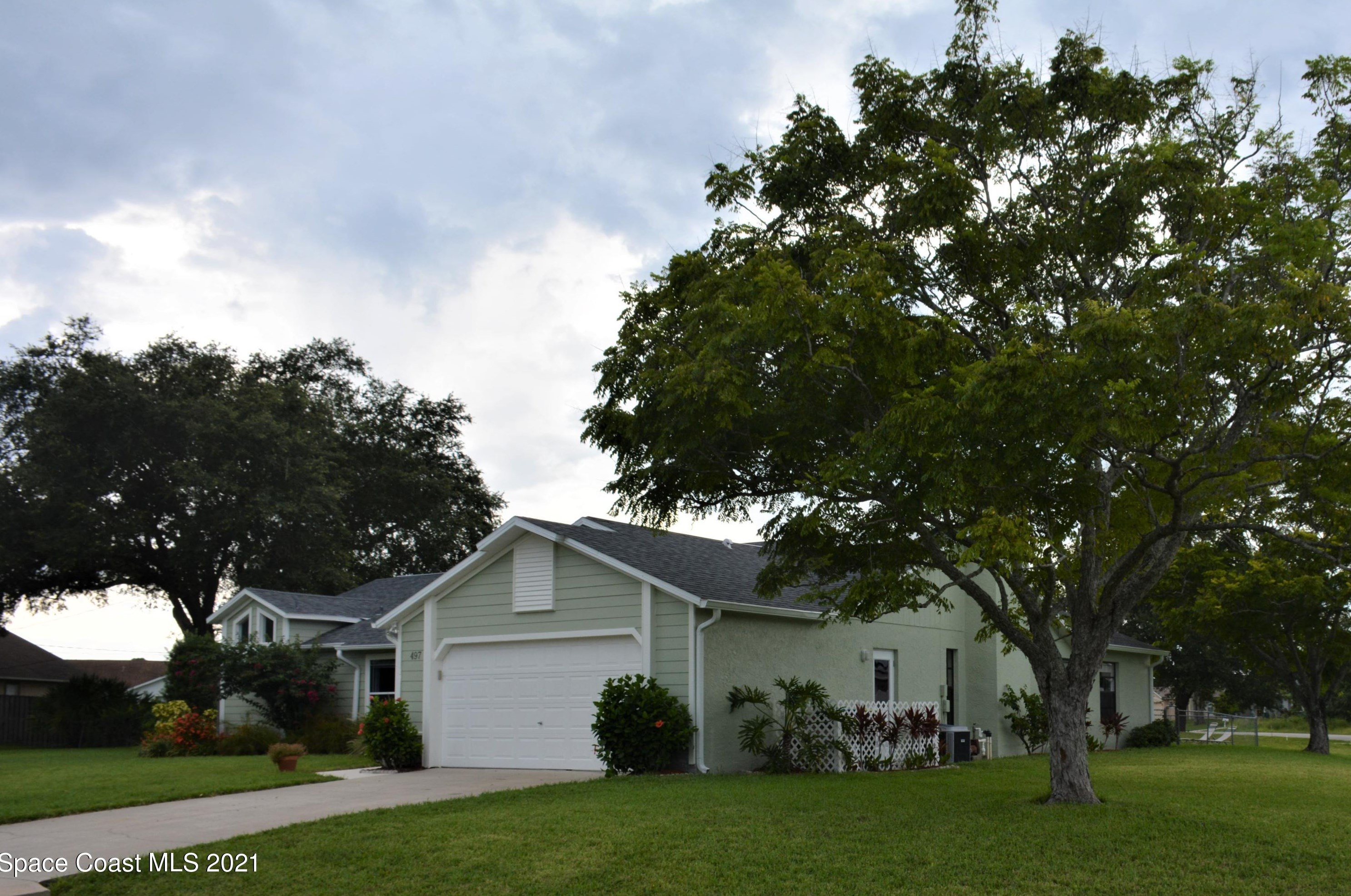 497 Erma Ct, Melbourne, FL 32907-1262