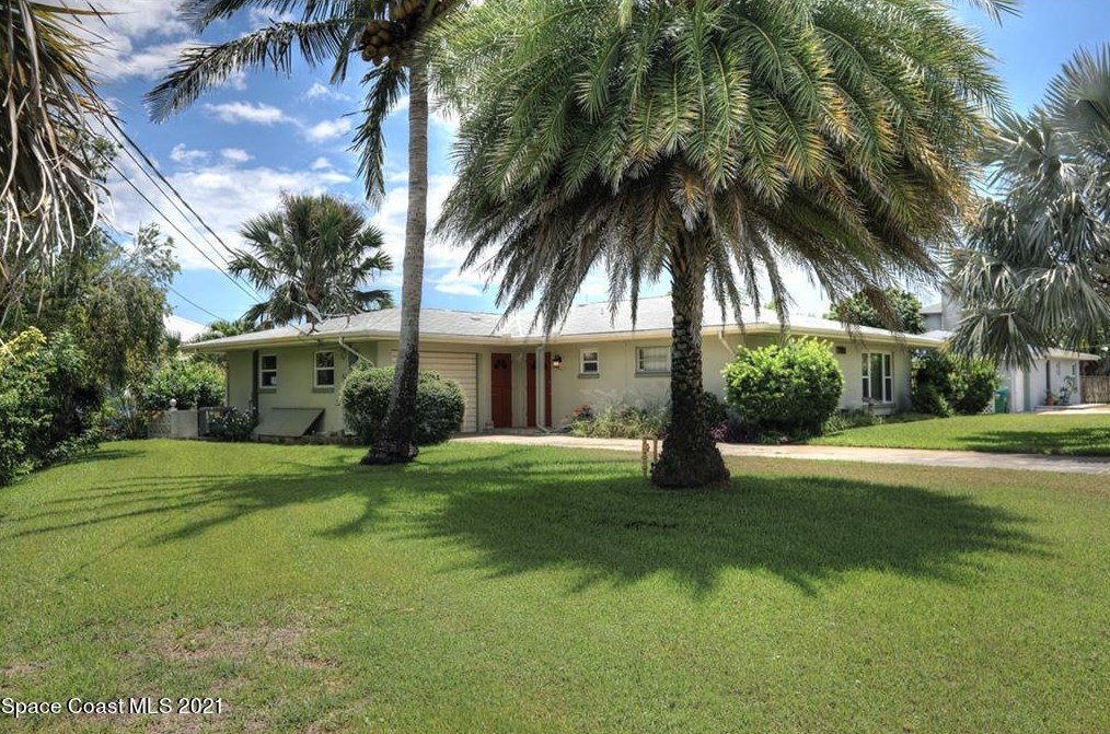 7181 Blue Shore Rd, Melbourne, FL 32949-2203