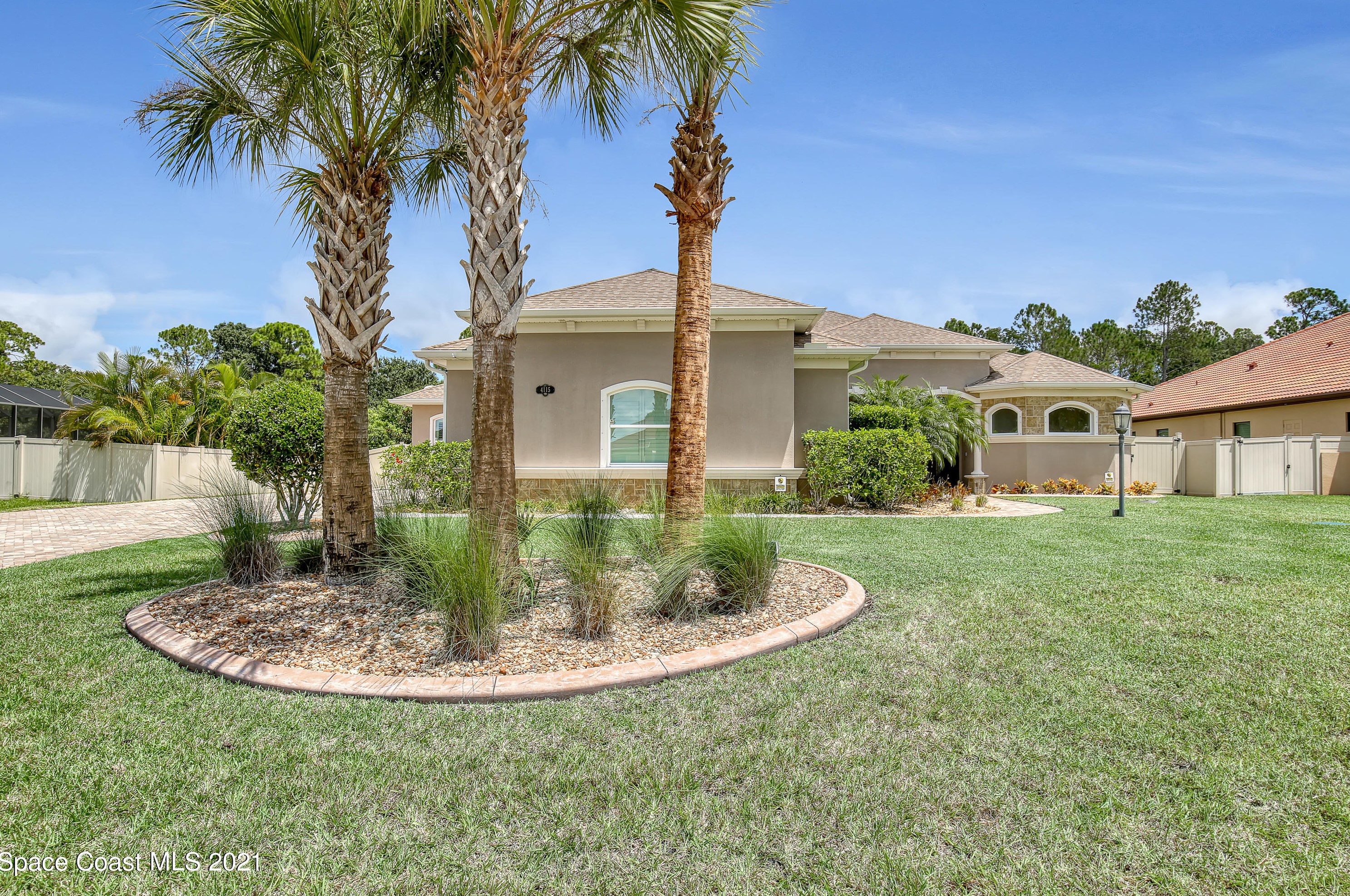 4115 Anlow Rd, Melbourne, FL 32904-7589