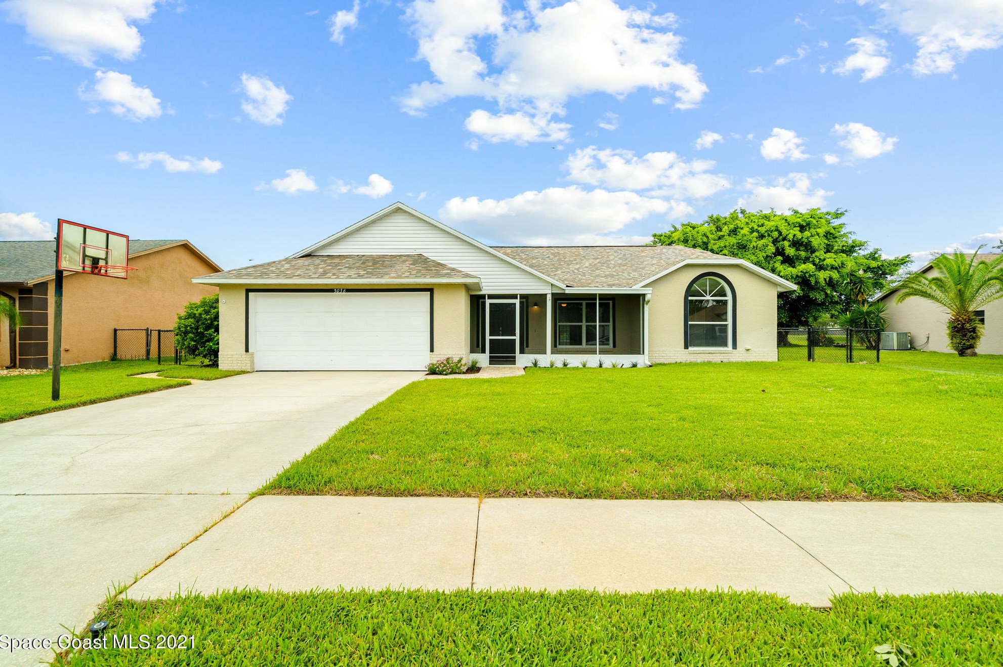 3036 Sweet Oak Dr, Melbourne, FL 32935-4584