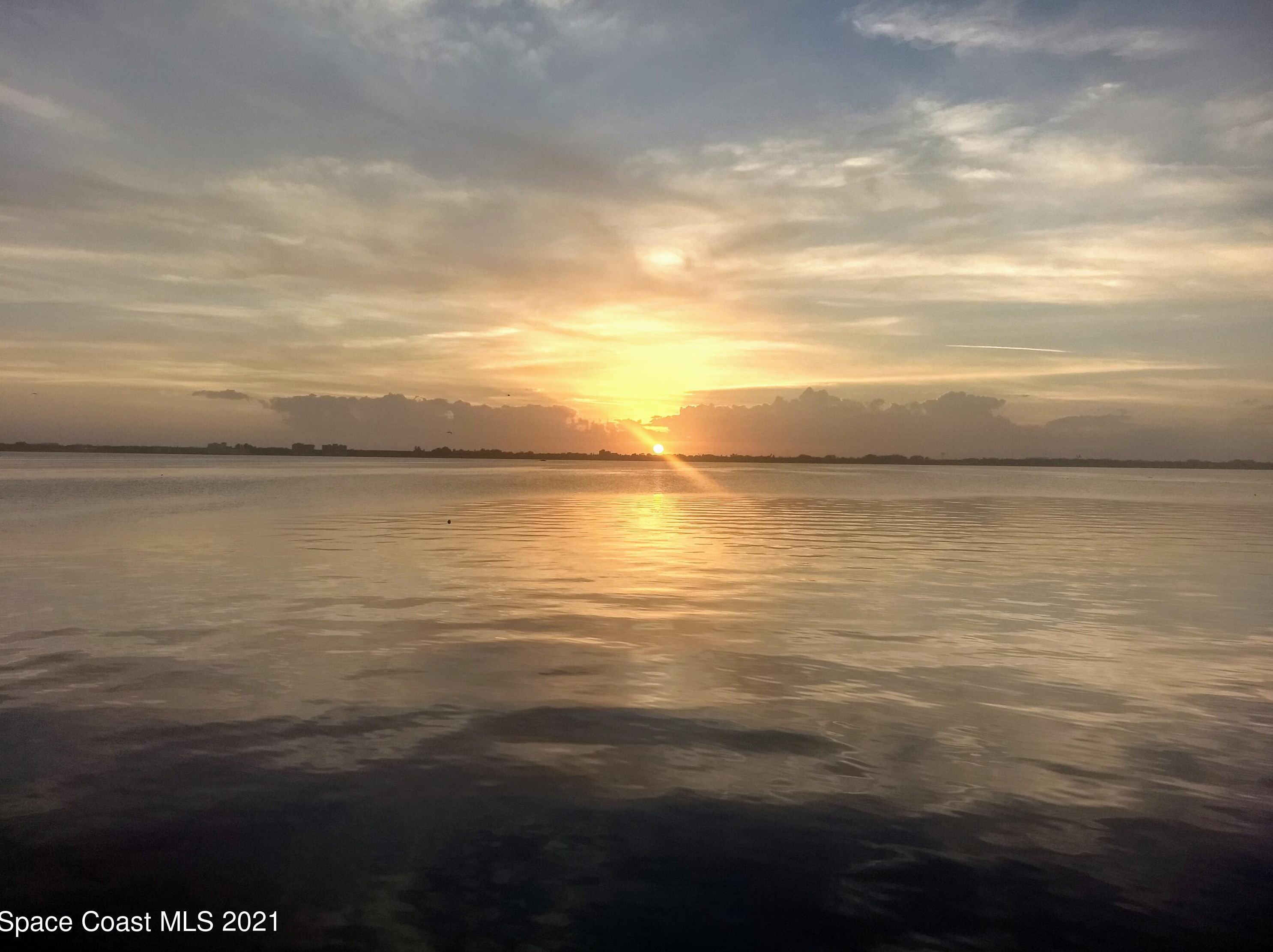 2802 Fairway Dr, Melbourne, FL 32901-6969