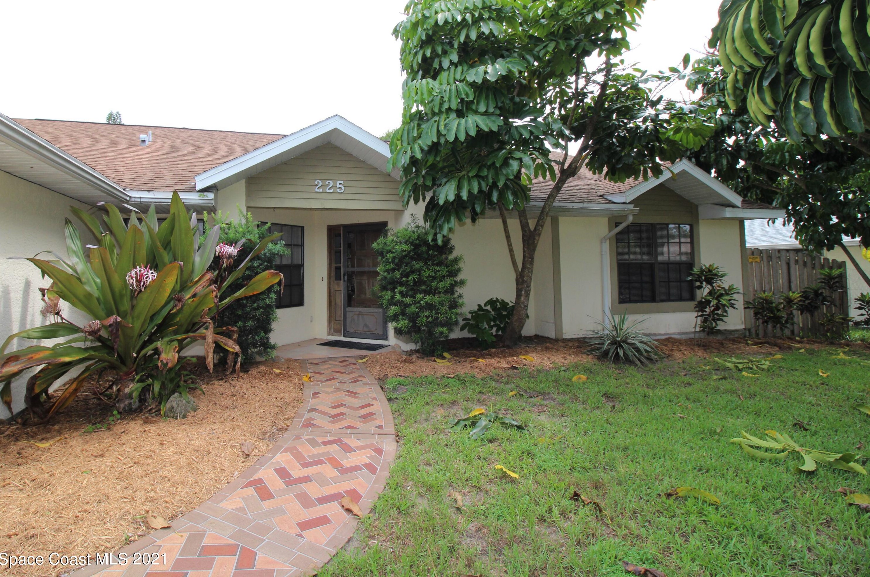 225 Palm Blvd, Merritt Island, FL 32952