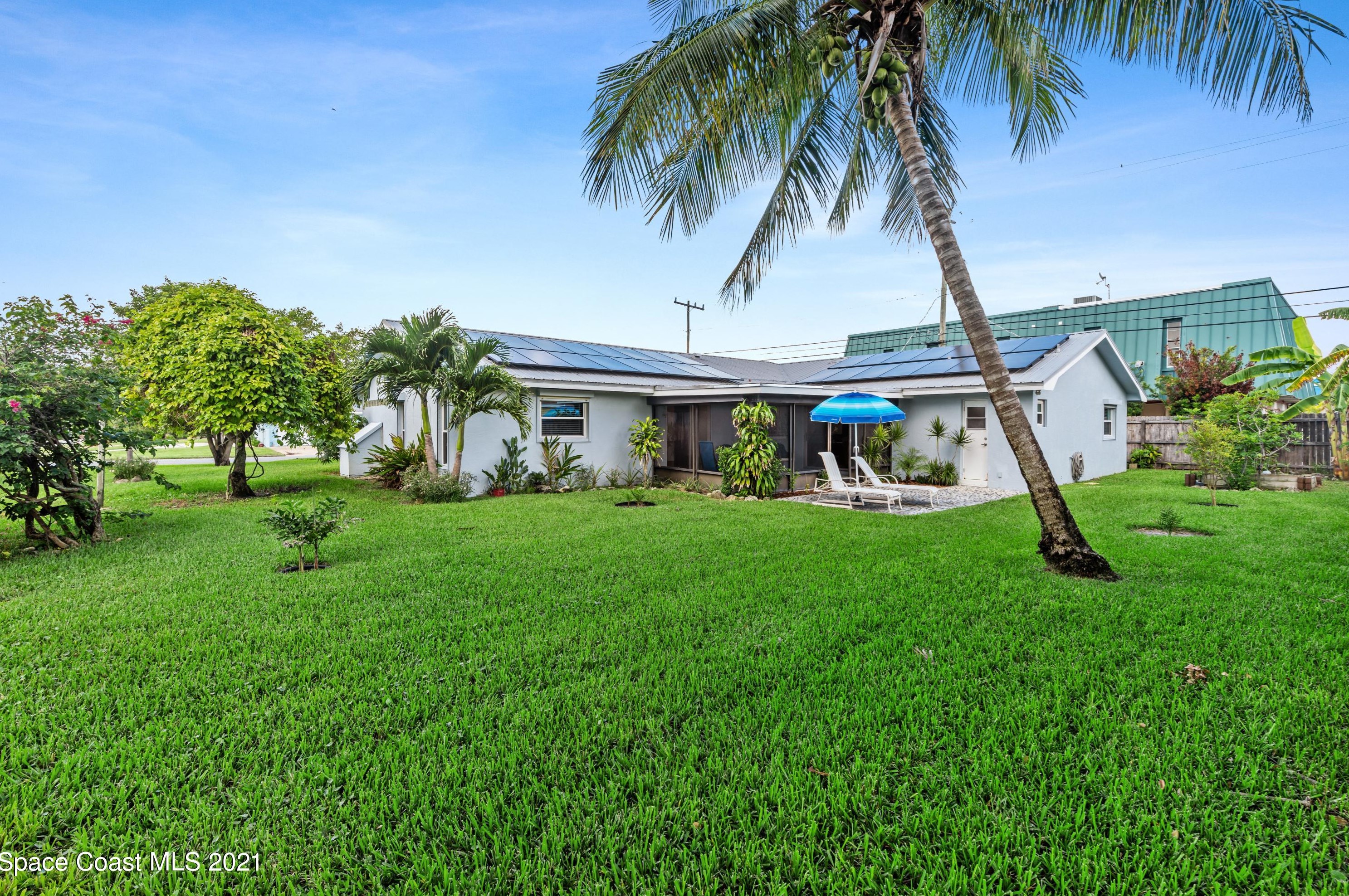 207 Palm Ave, Melbourne, FL 32903-3309