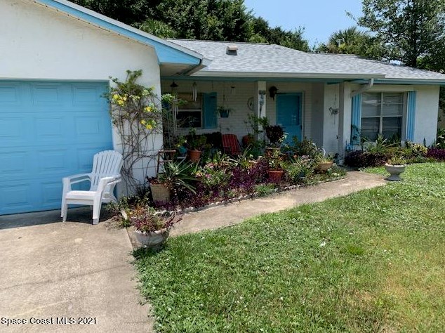 3343 Jay Tee Dr, Melbourne, FL 32901-8215