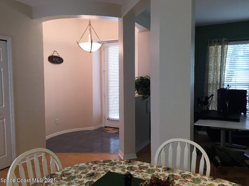 4103 Collinwood Dr, Melbourne, FL 32901-8698