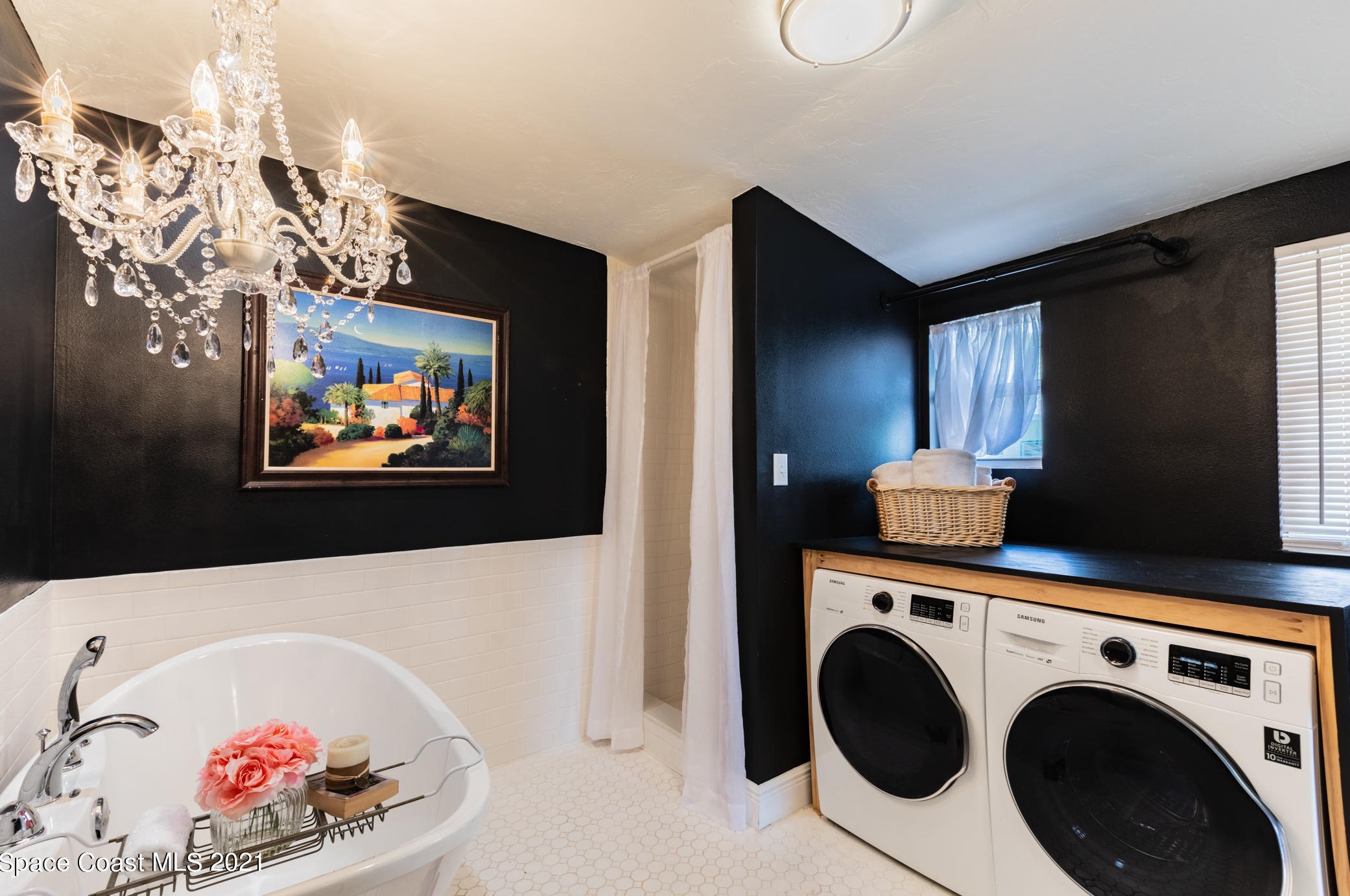 2250 Pineapple Ave, Melbourne FL 32935-6640 exterior