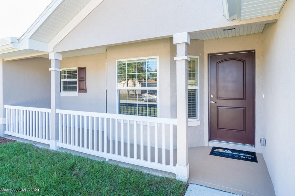 717 Gelaso St, Melbourne, FL 32908-4230