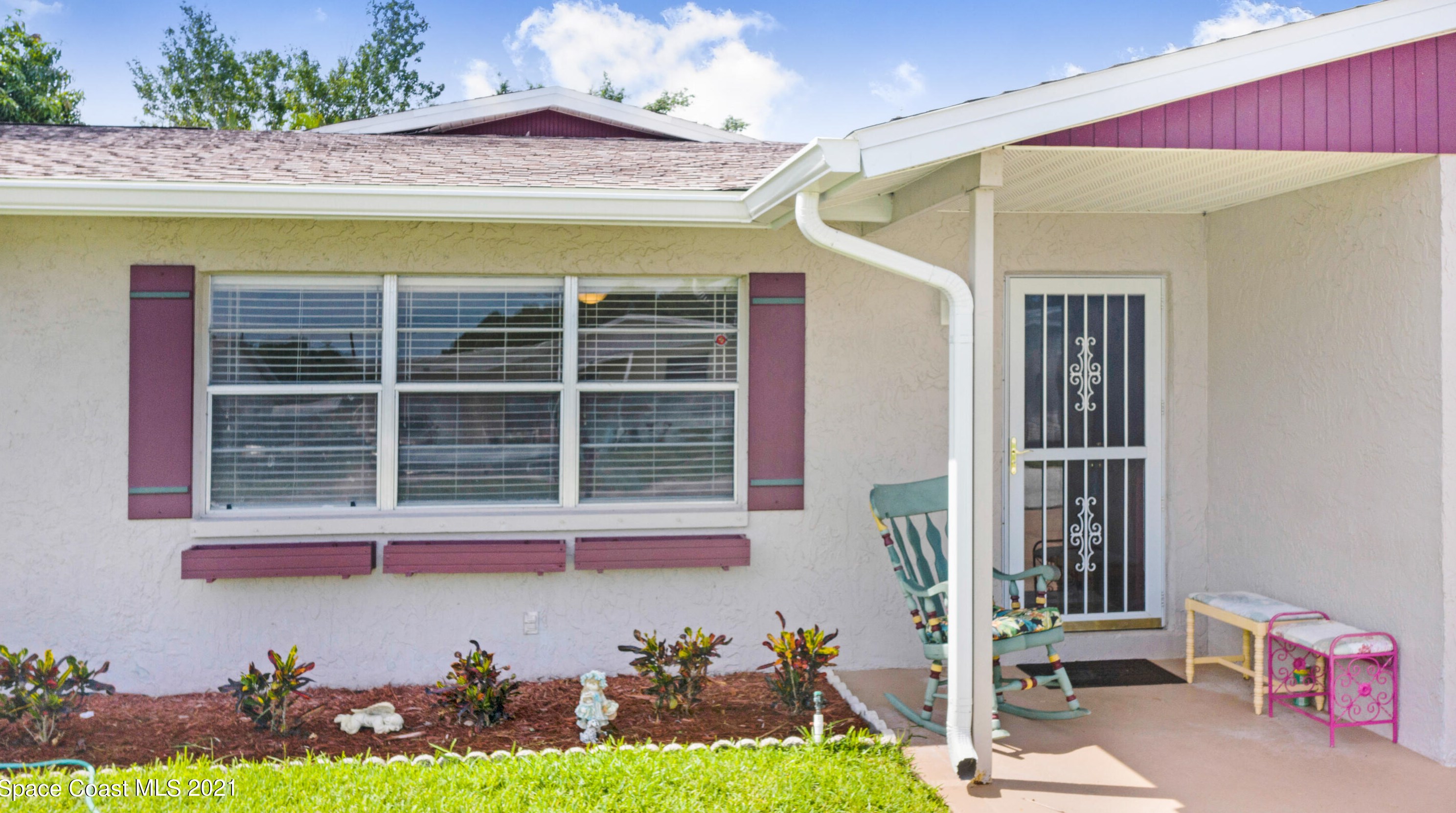 405 Count St, Melbourne, FL 32901-8601