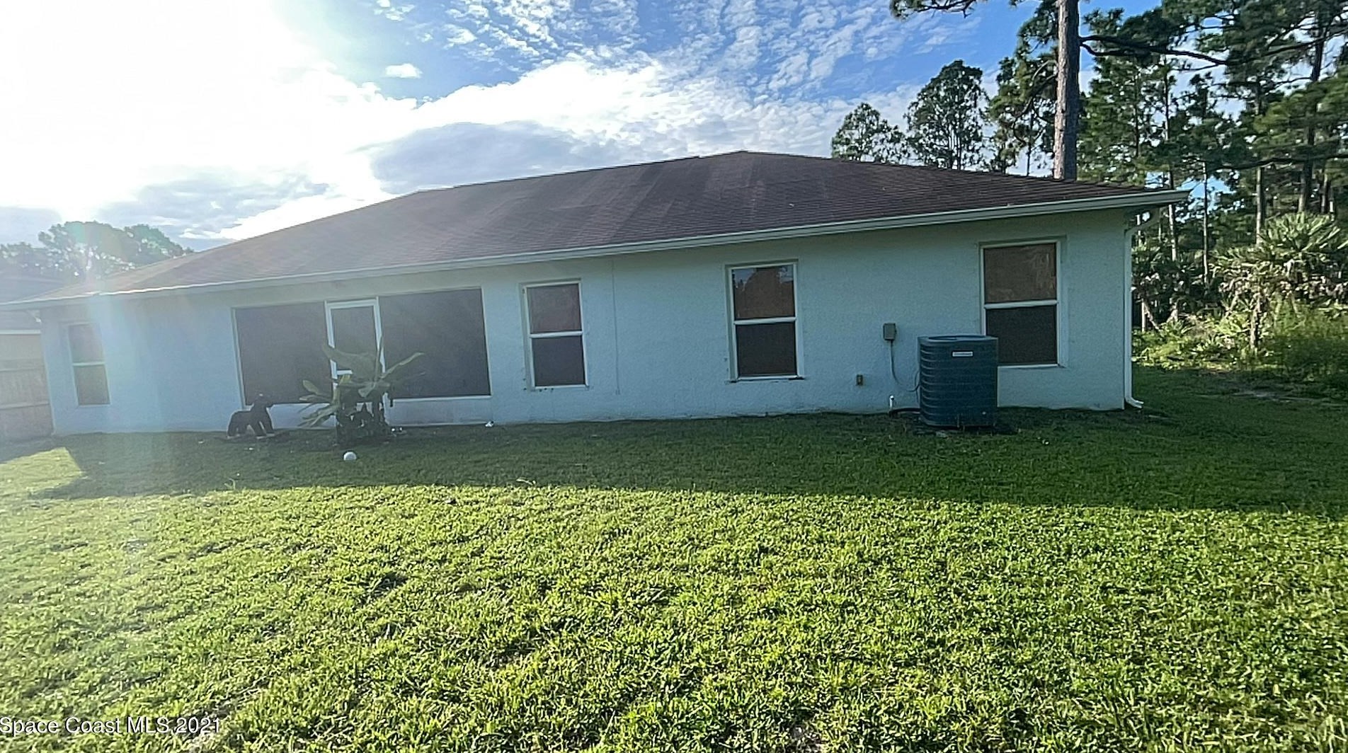 935 Palo Alto St Se, Melbourne, FL 32909