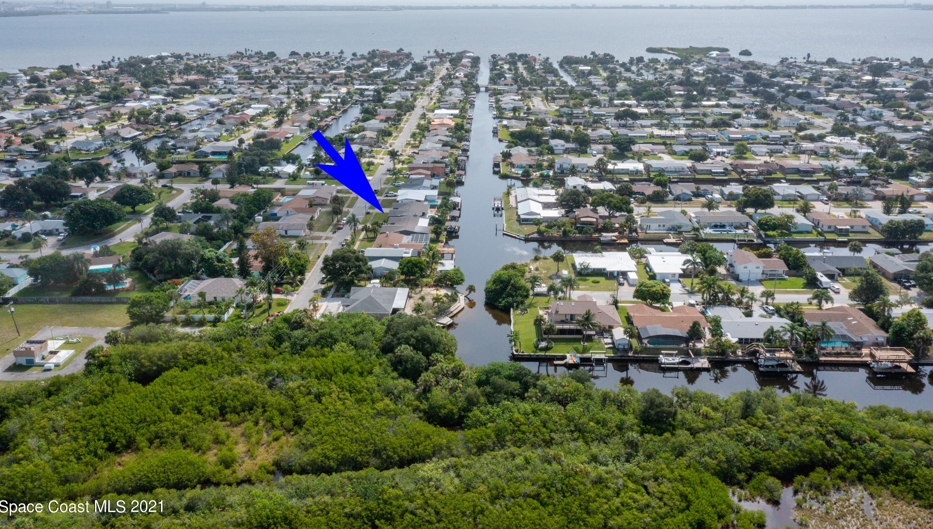 1415 Central Ave, Merritt Island FL 32952-5634 exterior