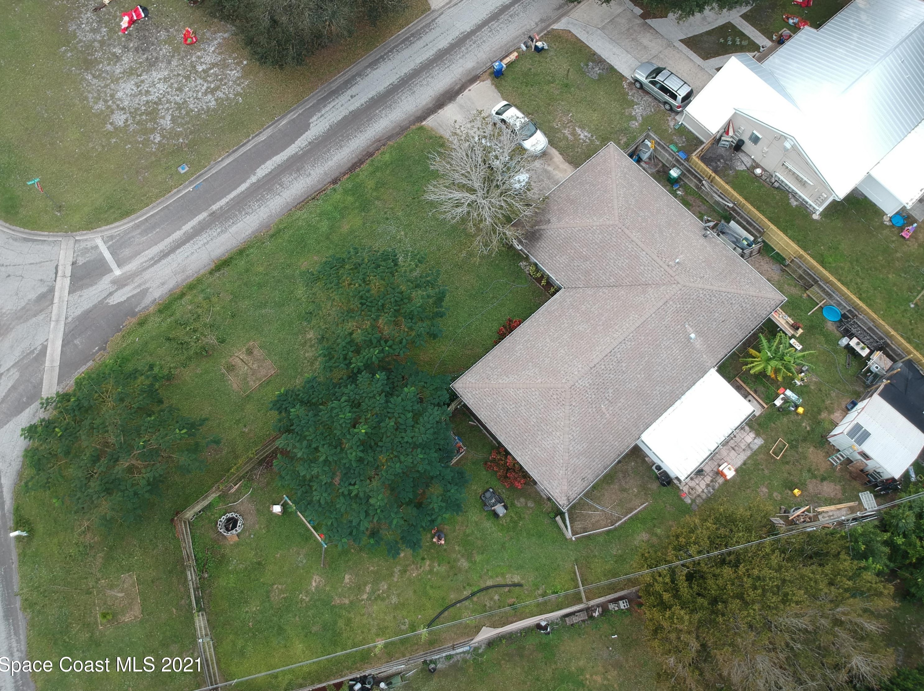 102 Indian Ave, Sebastian, FL 32958