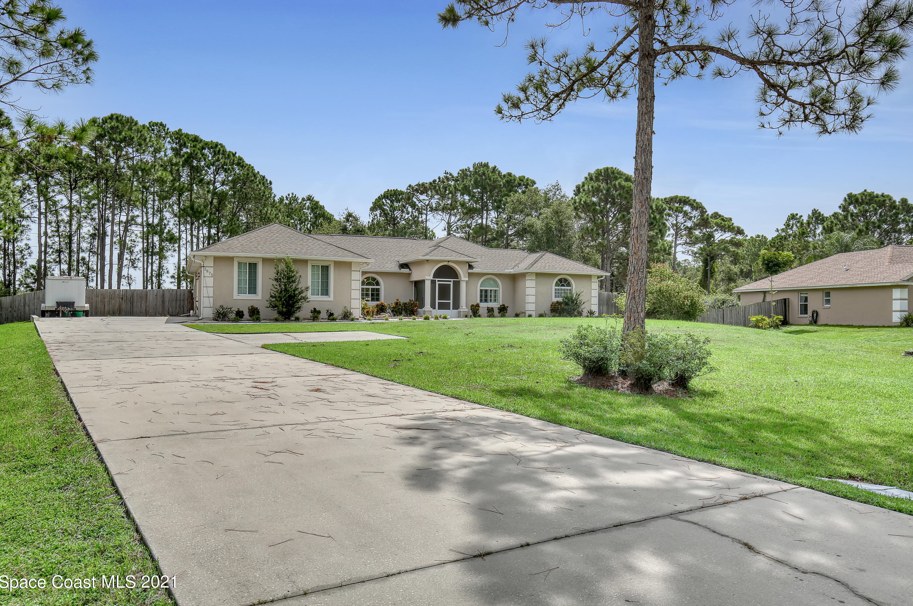 2875 Kingfisher Way, Mims, FL 32754