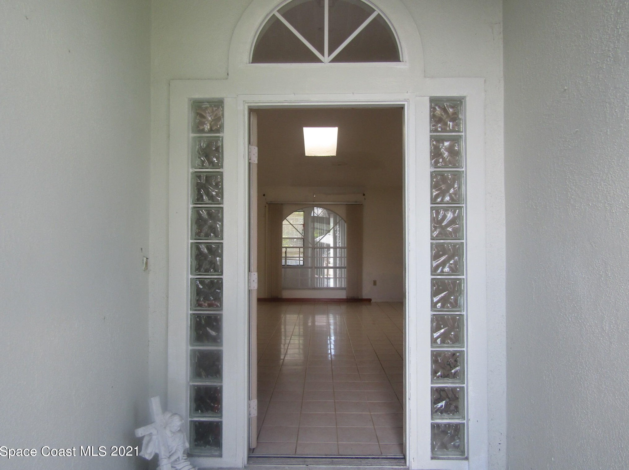 936 Walden Blvd, Melbourne, FL 32909-5295