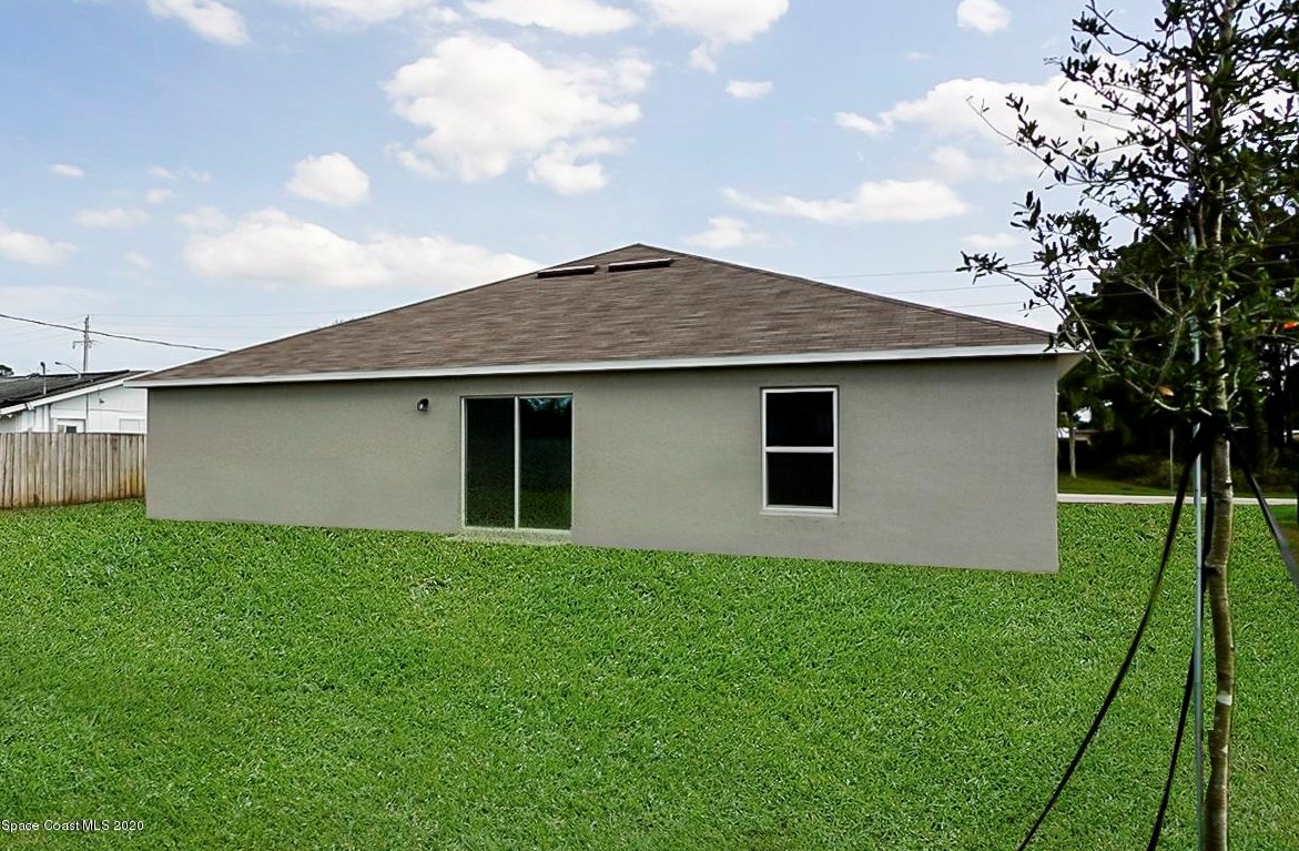 980 Happiness Ave, Melbourne, FL