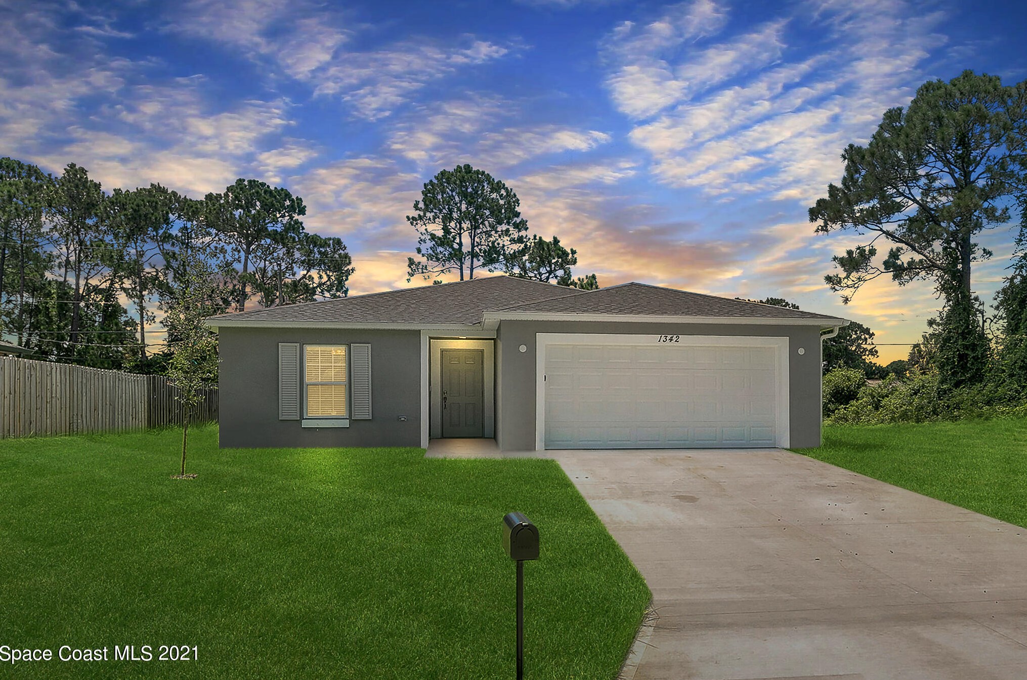 1027 Wing Rd, Melbourne, FL 32908-6827