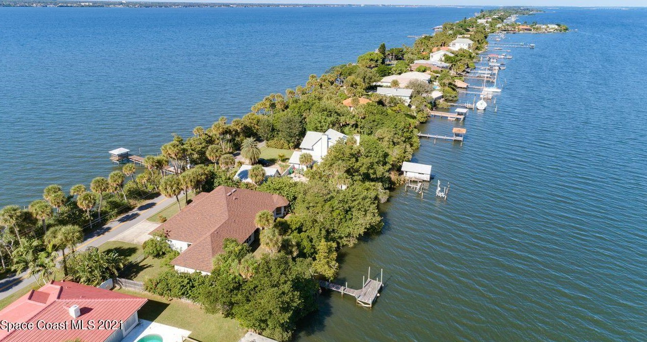 11310 S Tropical Trail, Merritt Island, FL 32952