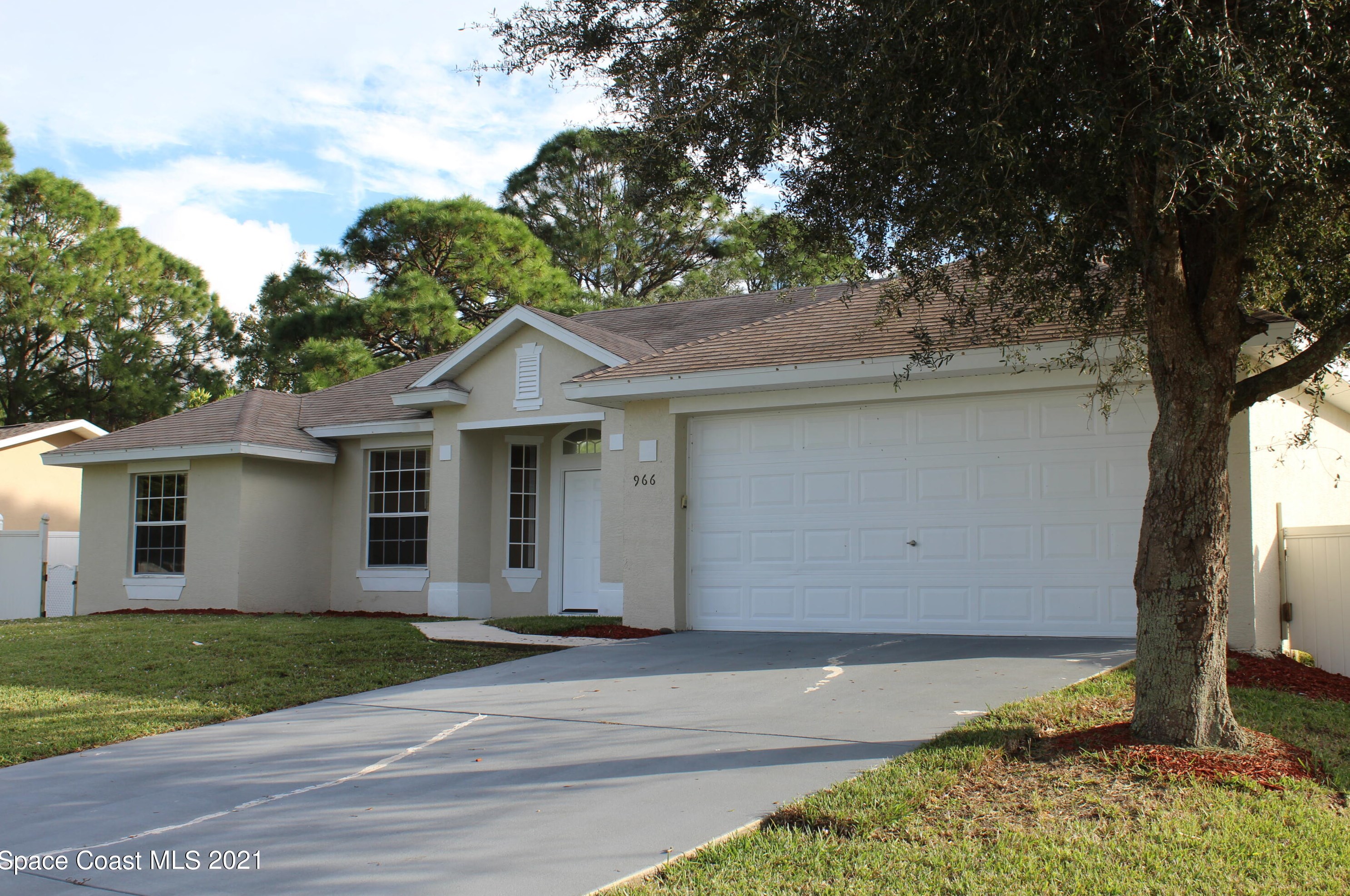 966 Fort St, Melbourne, FL 32907-7877
