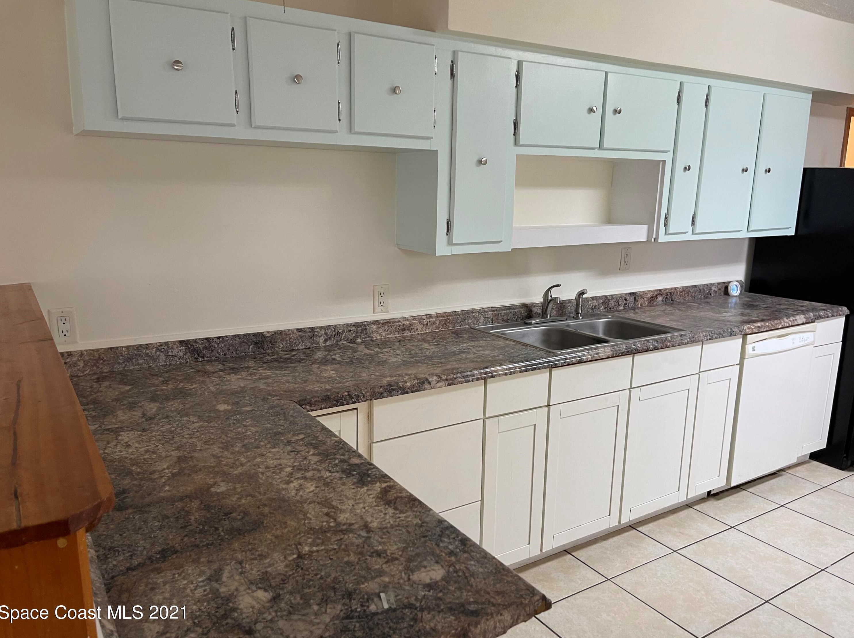 2215 Anna Dr, Titusville, FL 32796