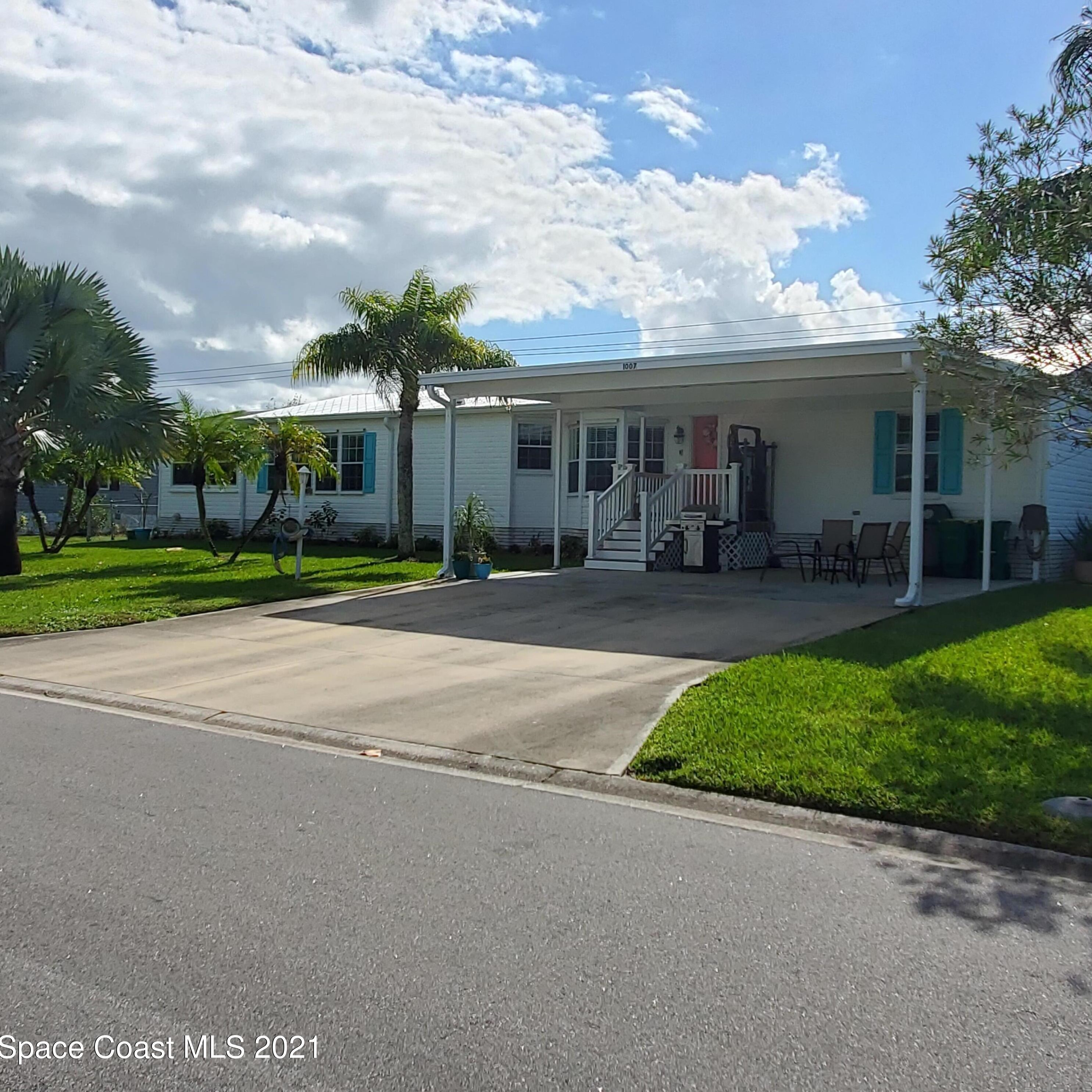 1007 Wren Cir, Sebastian, FL 32976