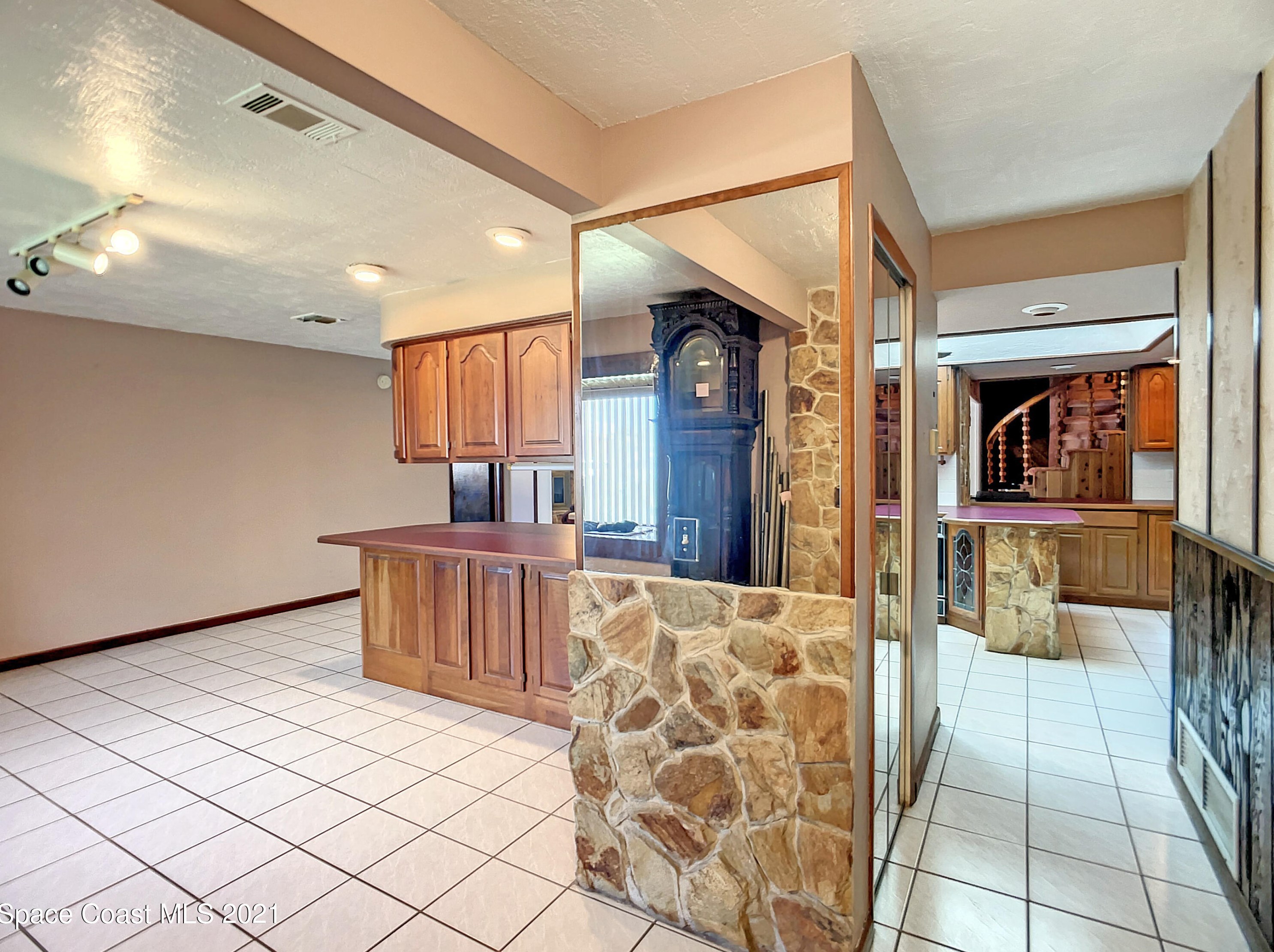 1540 Mercury St, Merritt Island, FL 32953