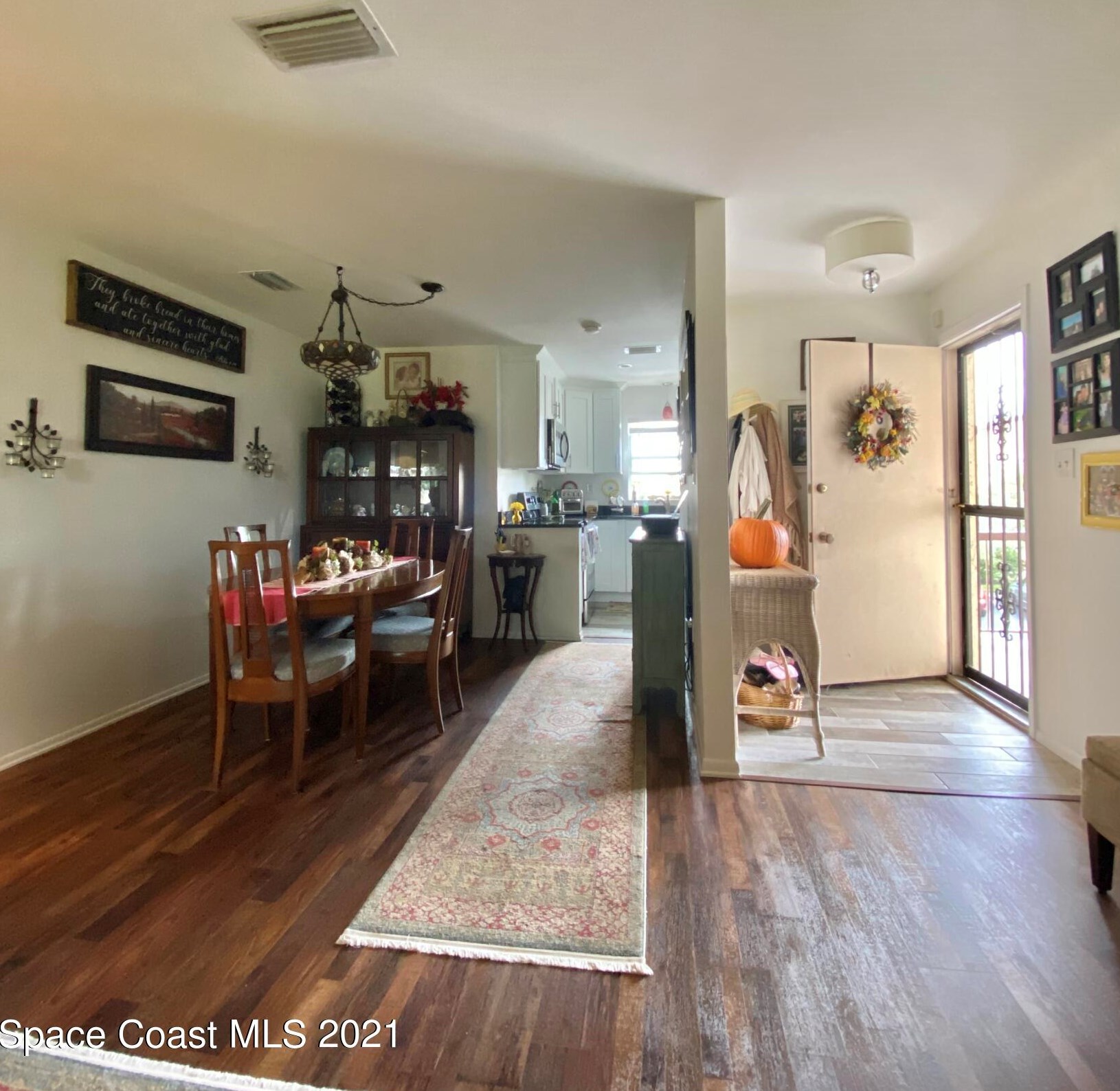 2600 Bogey Ln, Melbourne, FL 32935-3558