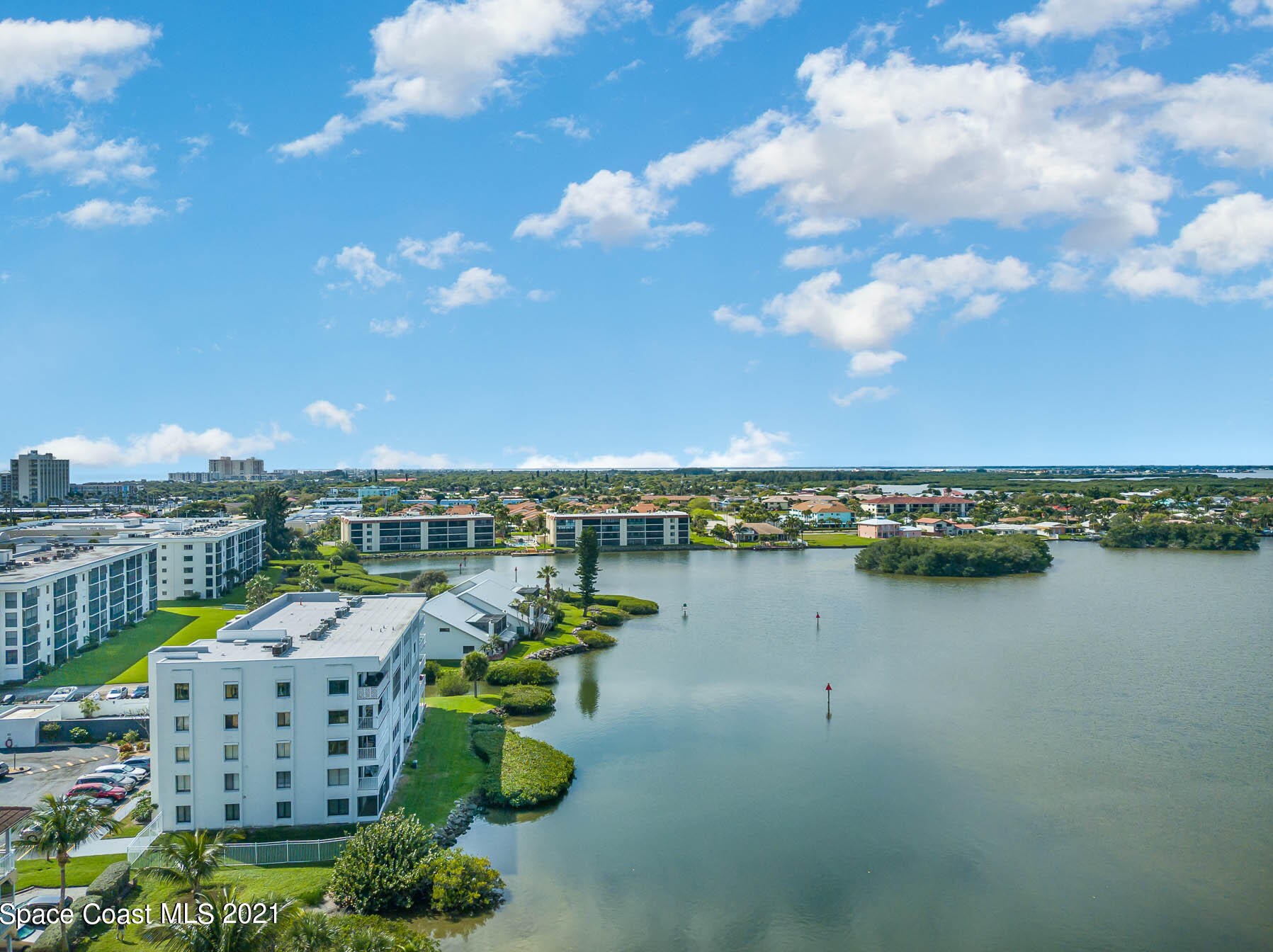 190 Seminole Ln #103, Cocoa Beach, FL 32931