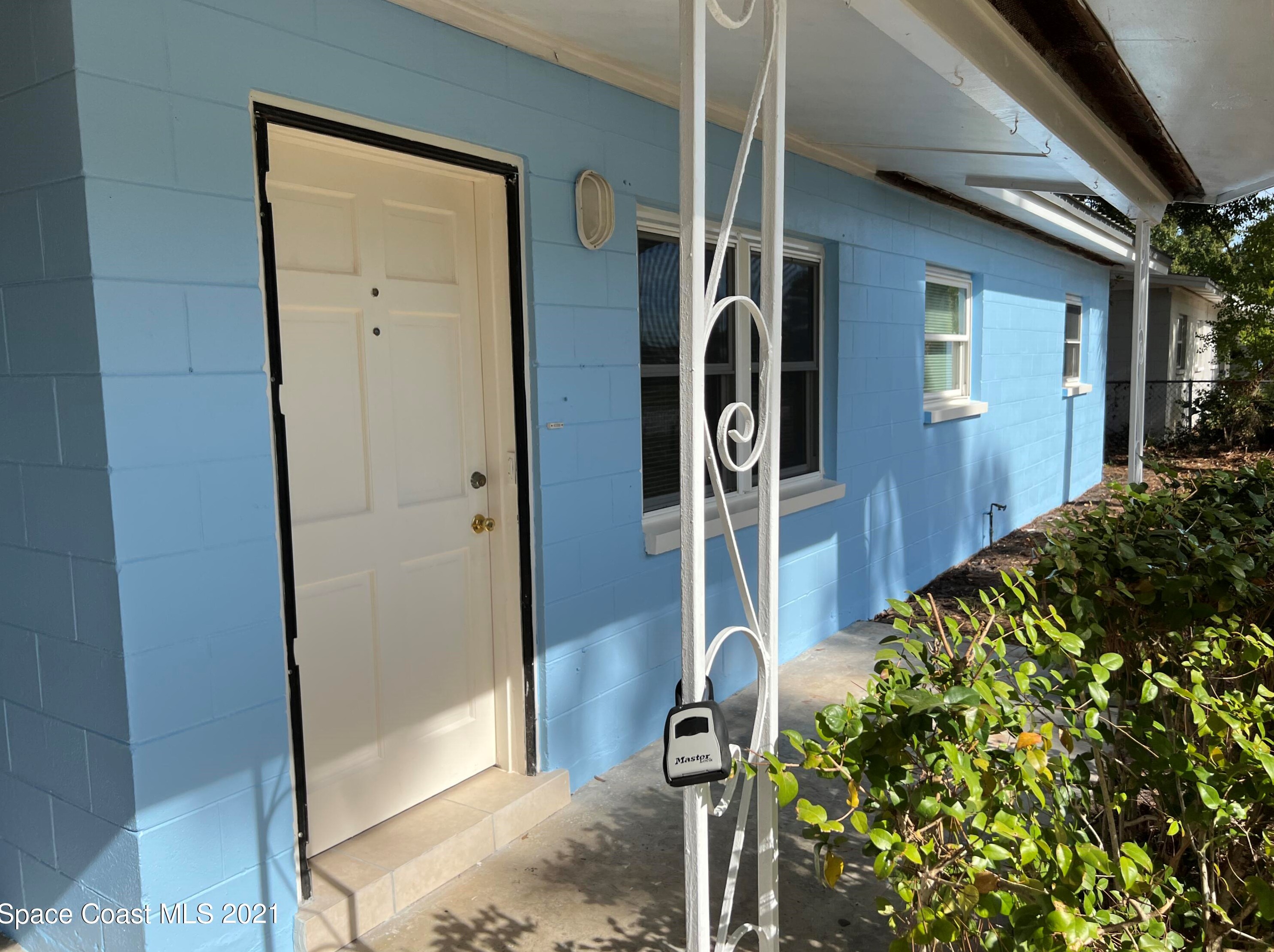 130 Moore Ave, Merritt Island, FL 32952