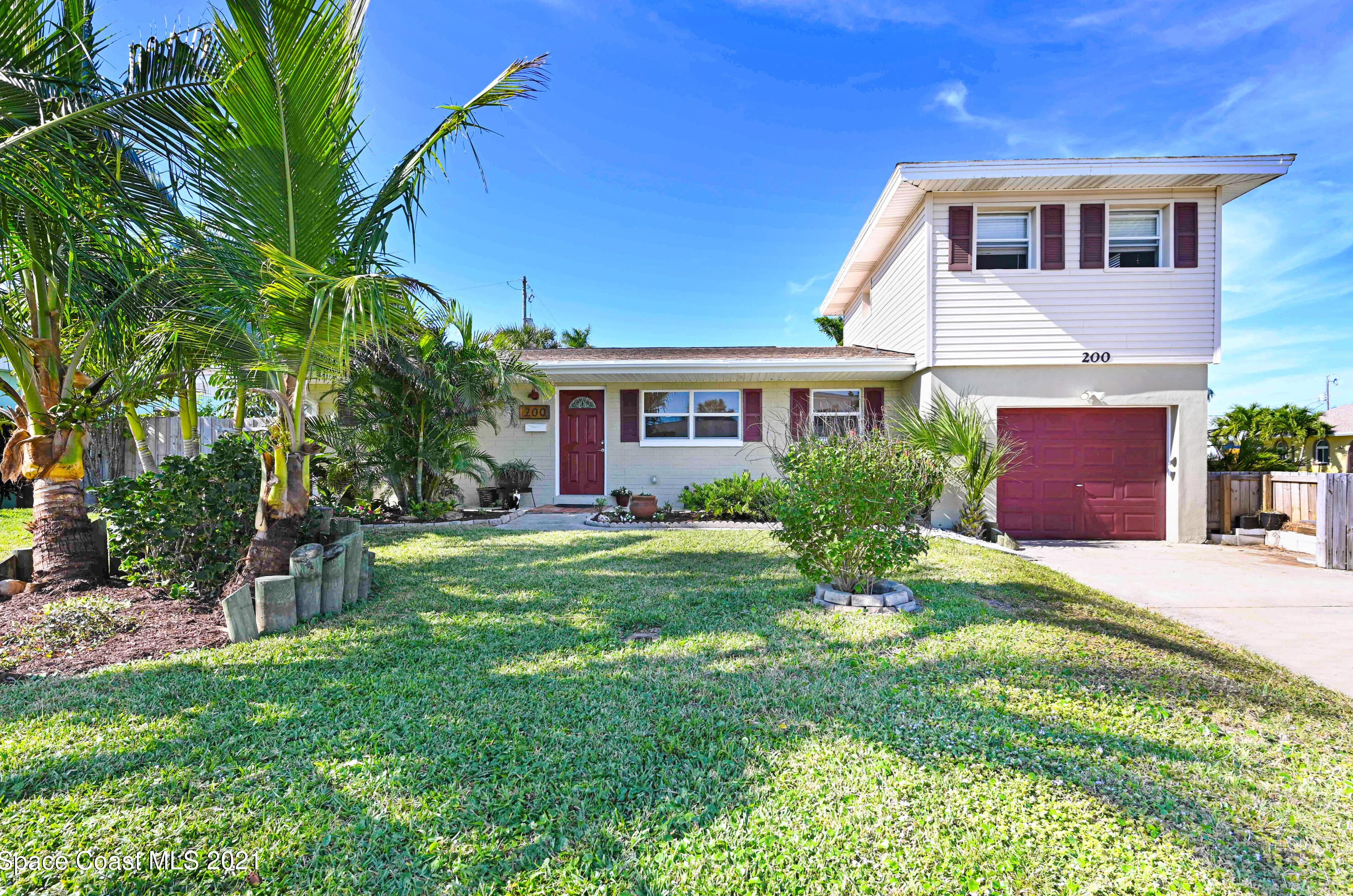 200 Price Ct, Melbourne, FL 32937-3026