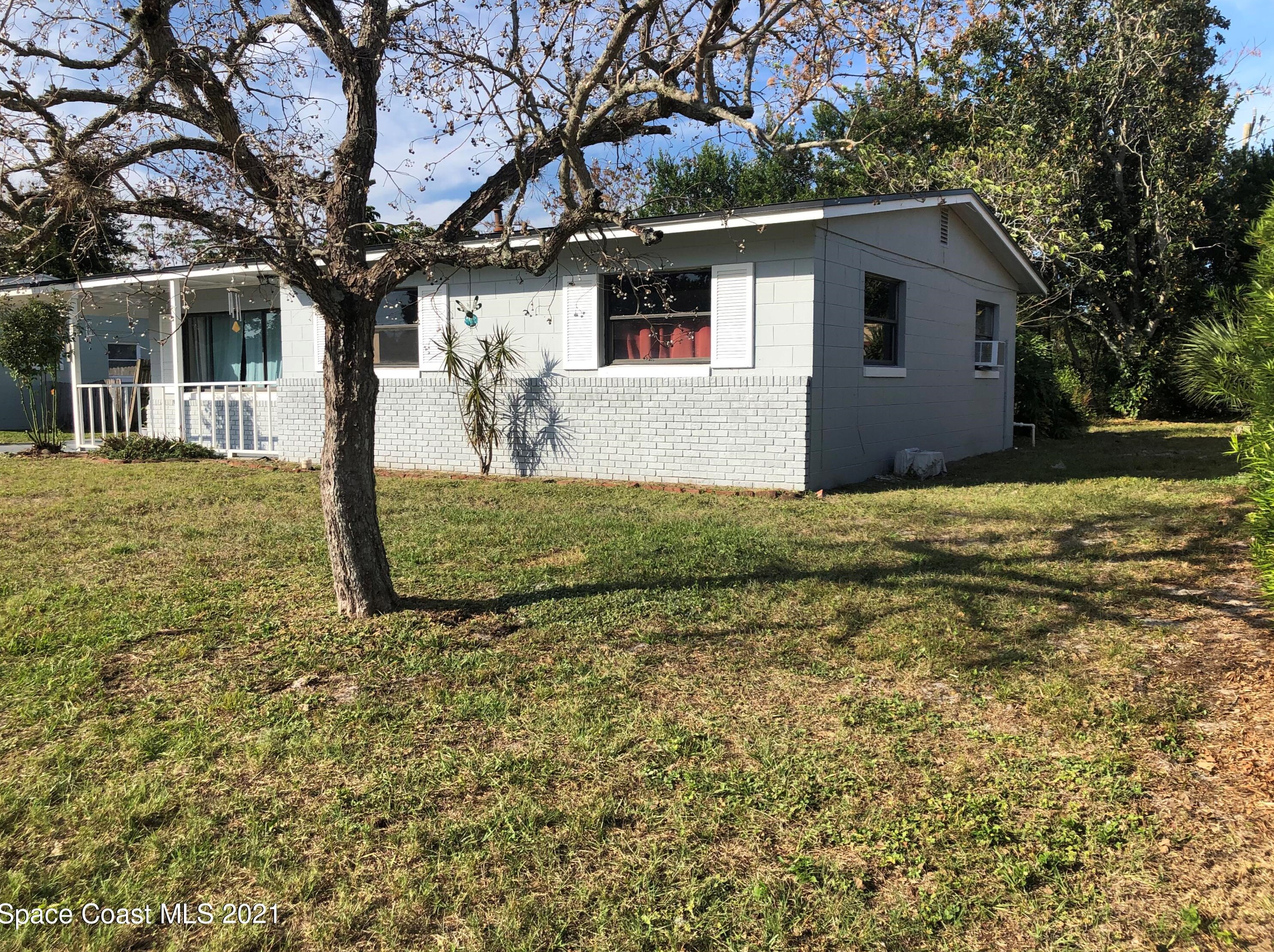 880 Margie Dr, Titusville, FL 32780