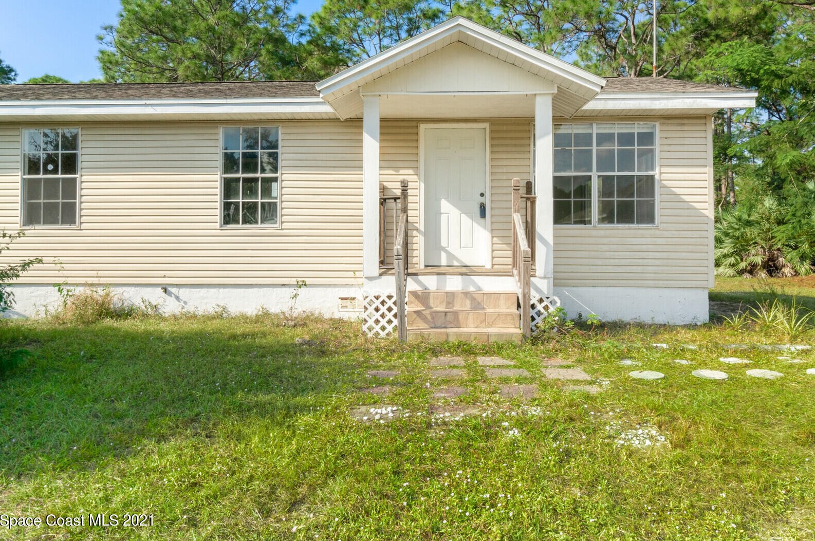1424 Hanscom Rd, Melbourne, FL 32908-1101