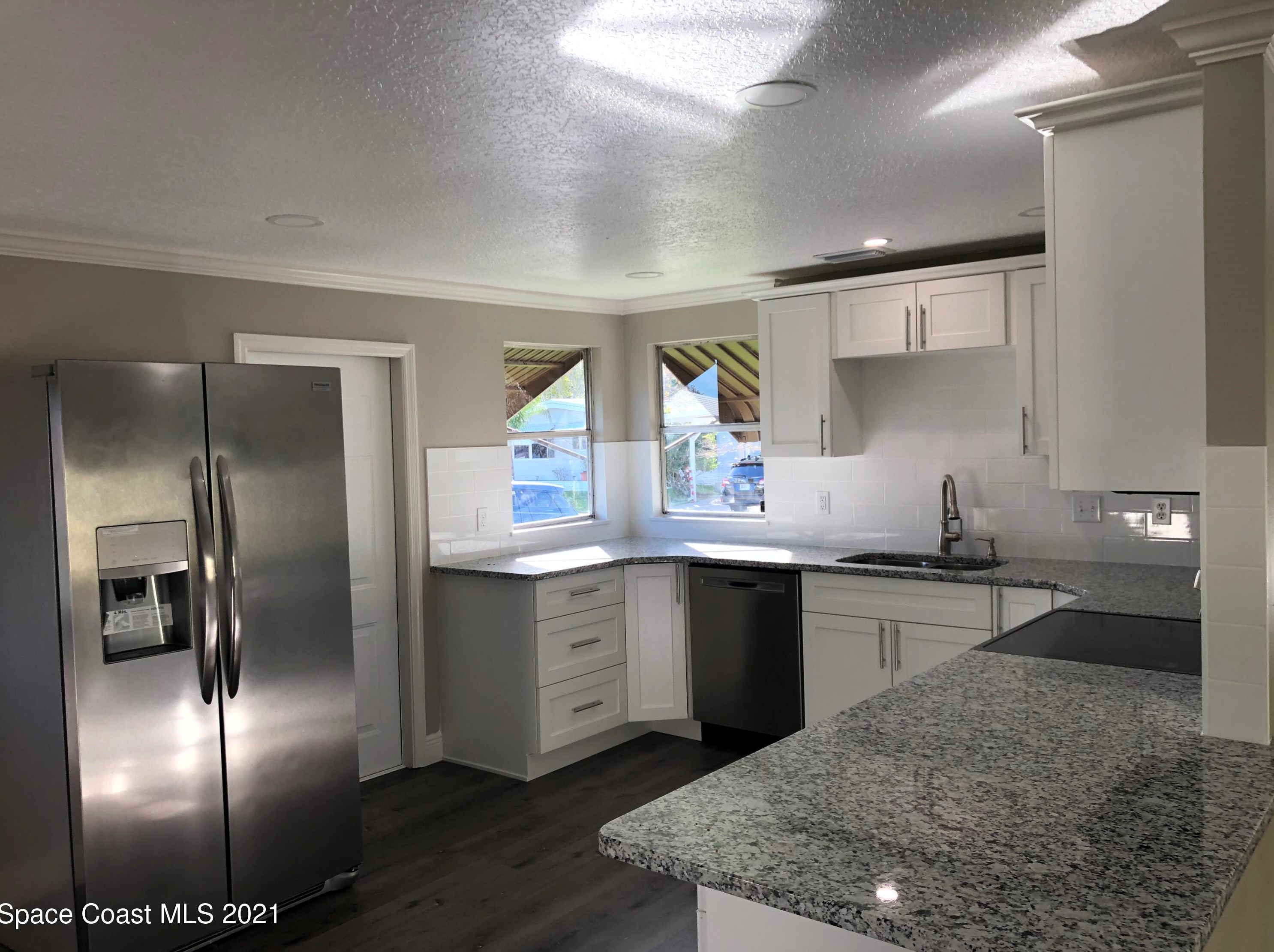 1801 Sago Palm St, Melbourne, FL 32905-3338