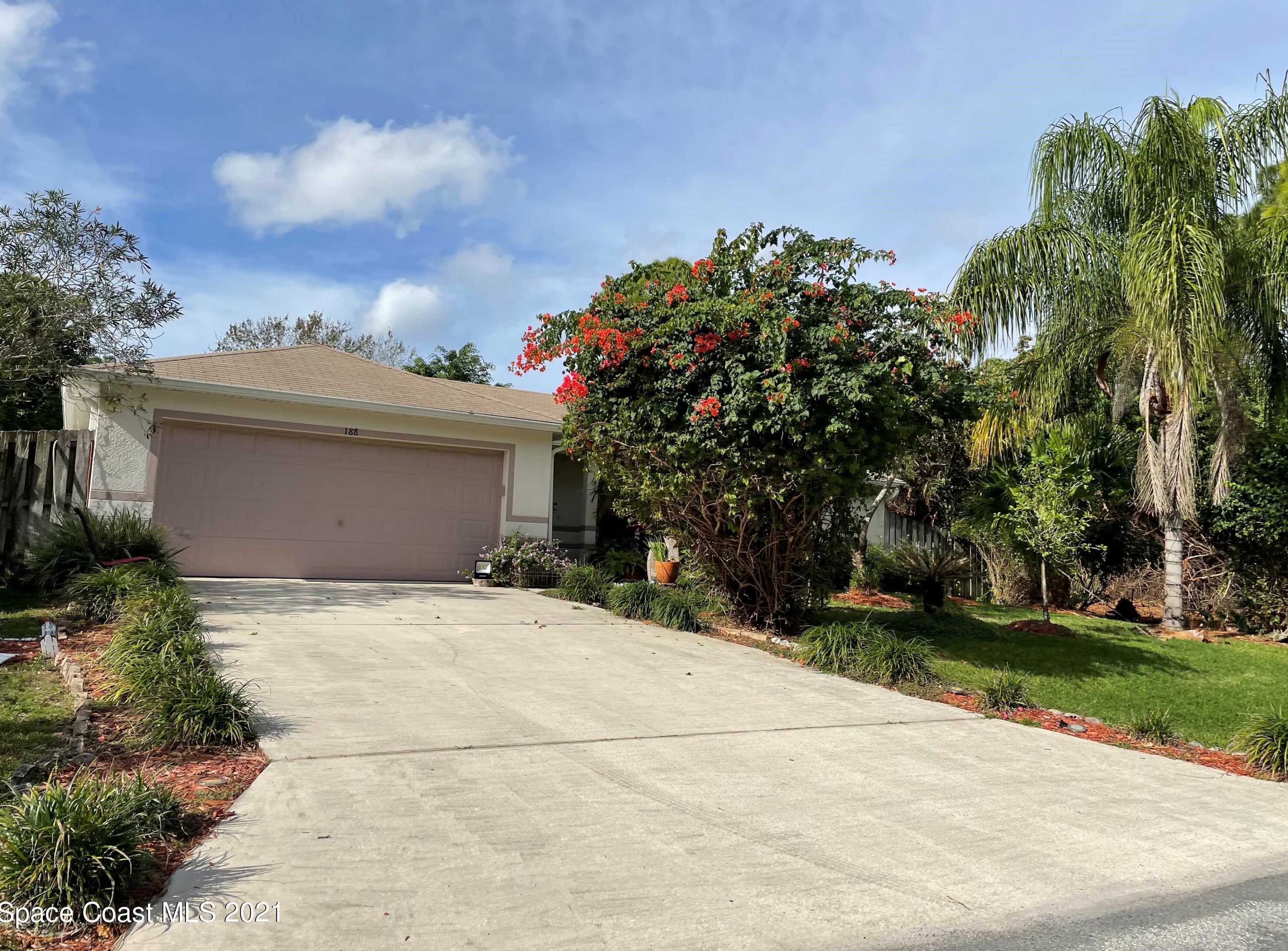 188 Hilton Ave, Melbourne, FL 32907-6826