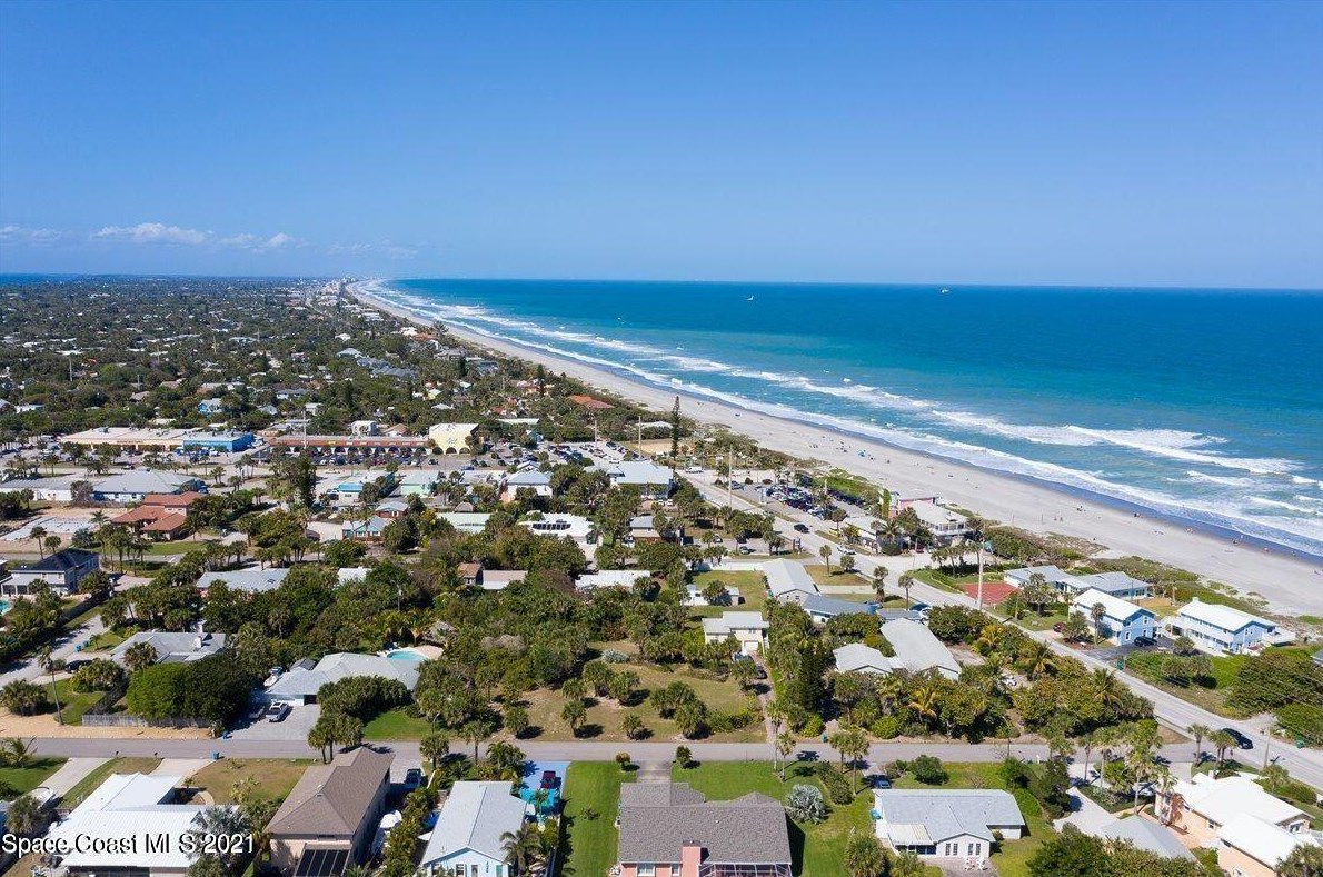 202 2nd Ave, Melbourne, FL 32903-3106