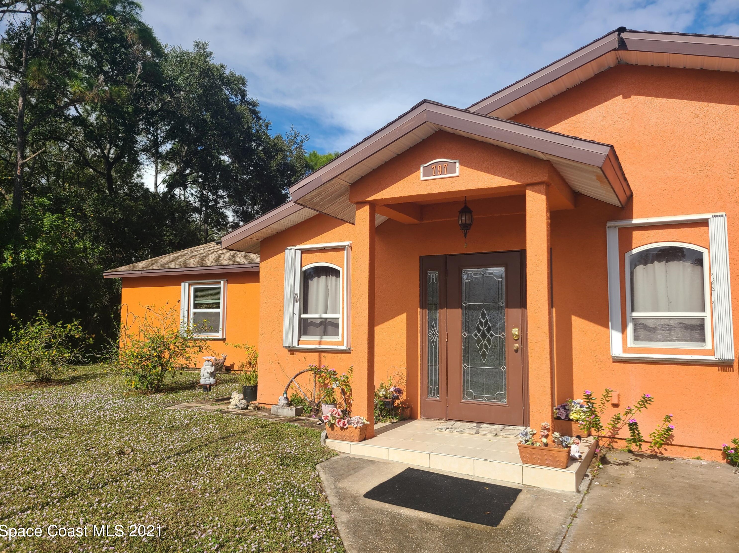 797 Tooley Rd, Melbourne, FL 32908-3336