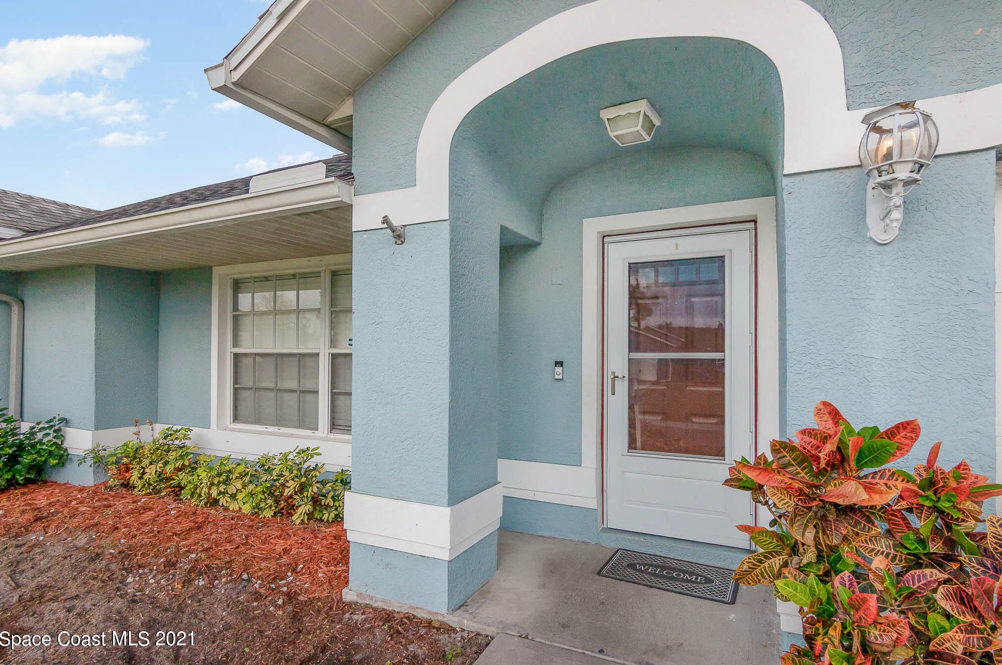 972 Canton St, Melbourne, FL 32907-7950