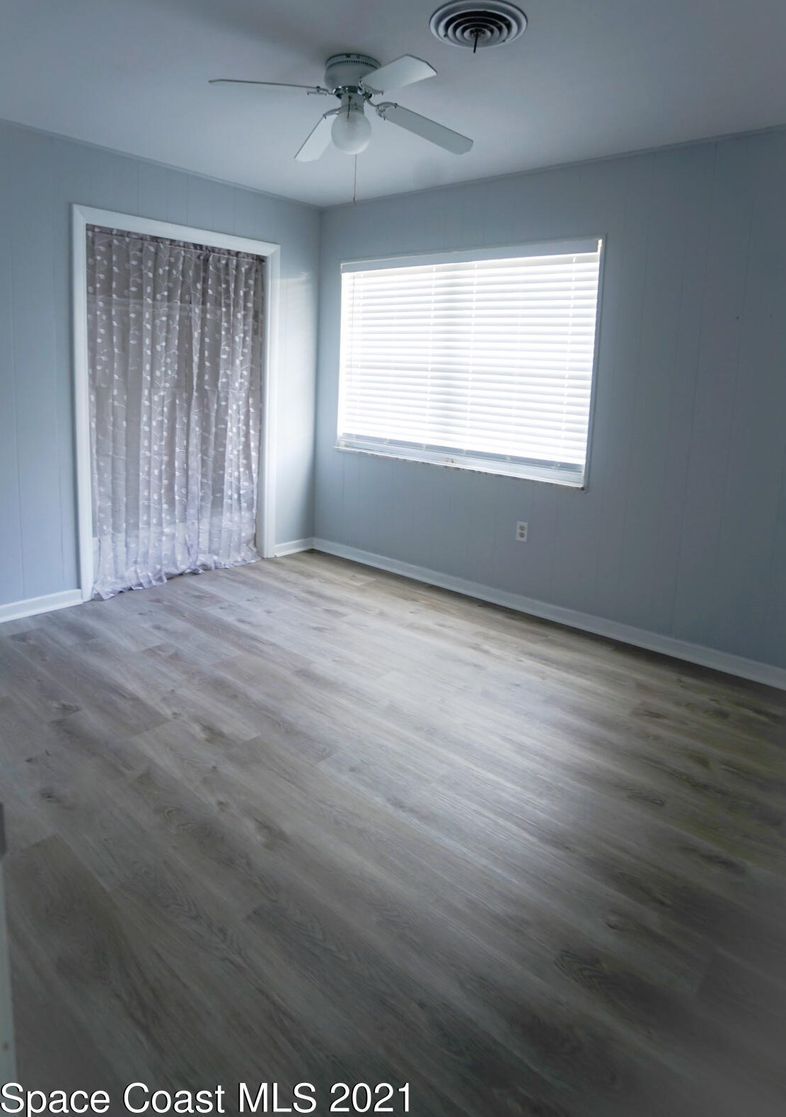 28 Fernwood Dr, Melbourne FL  32955-2910 exterior