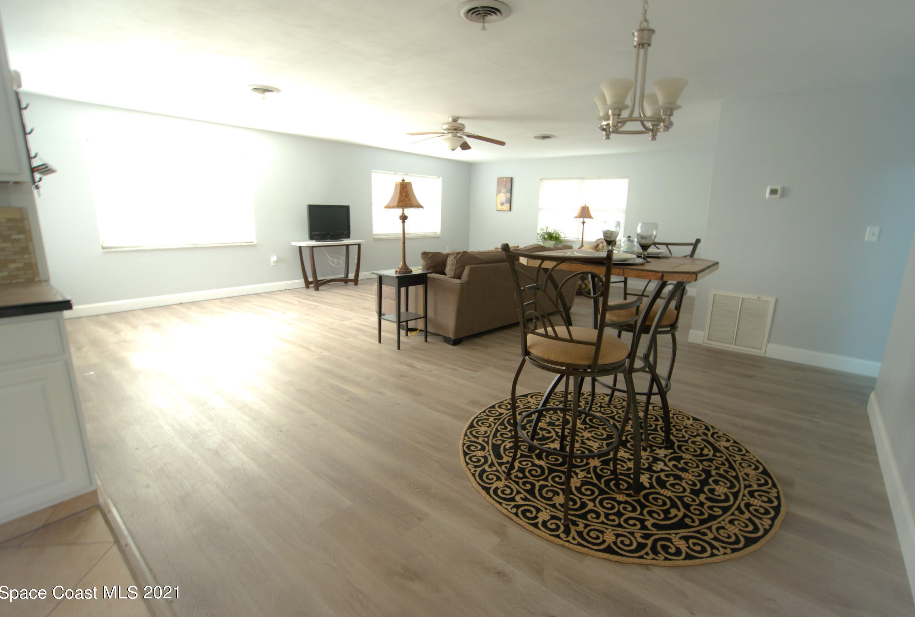 28 Fernwood Dr, Melbourne FL  32955-2910 exterior