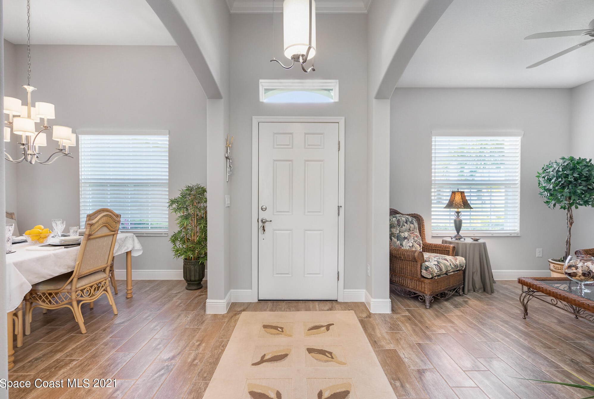 2022 Lune Ct, Melbourne, FL 32904-7344