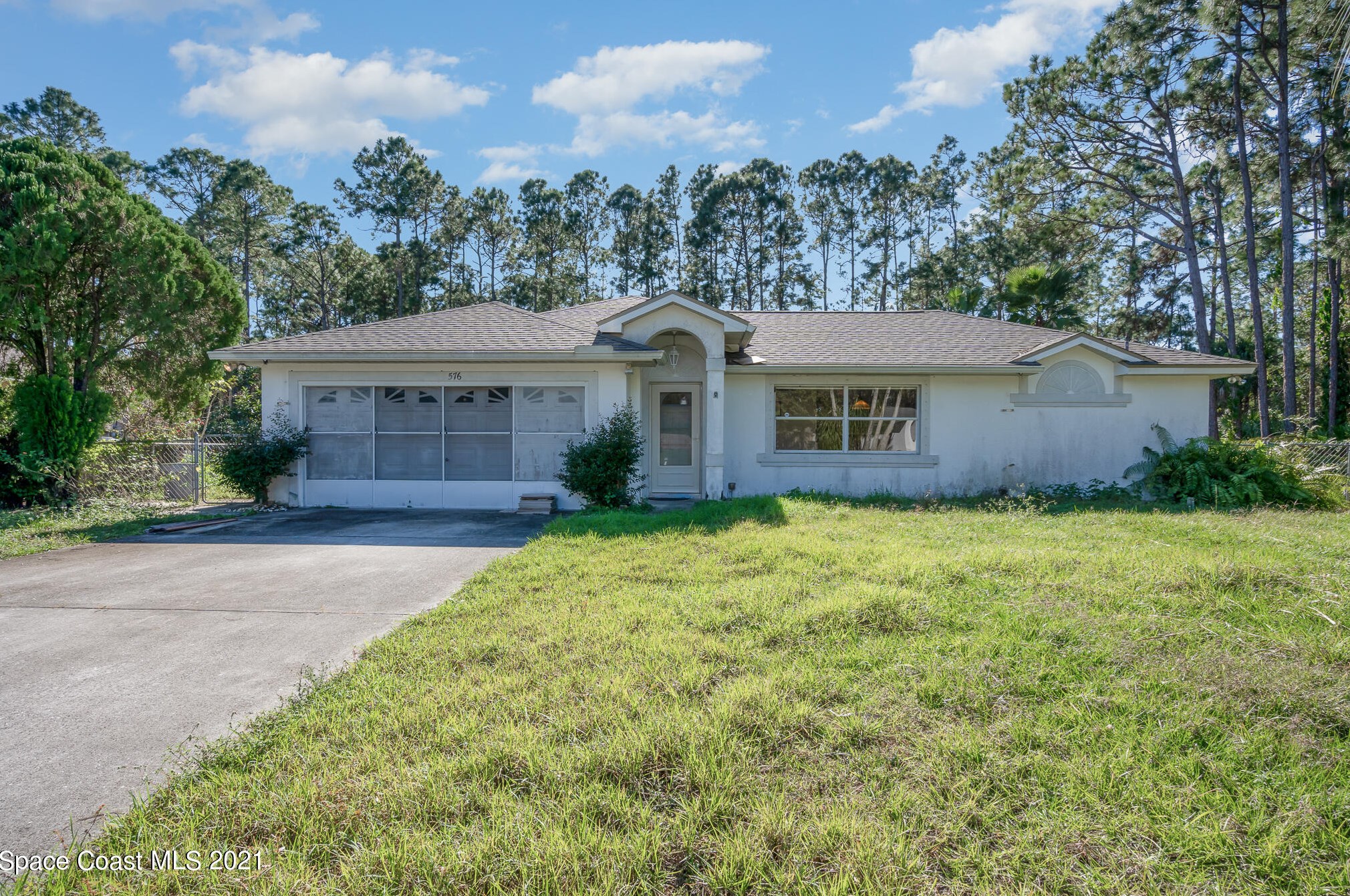 576 Holmes Ave, Melbourne, FL 32907-8705