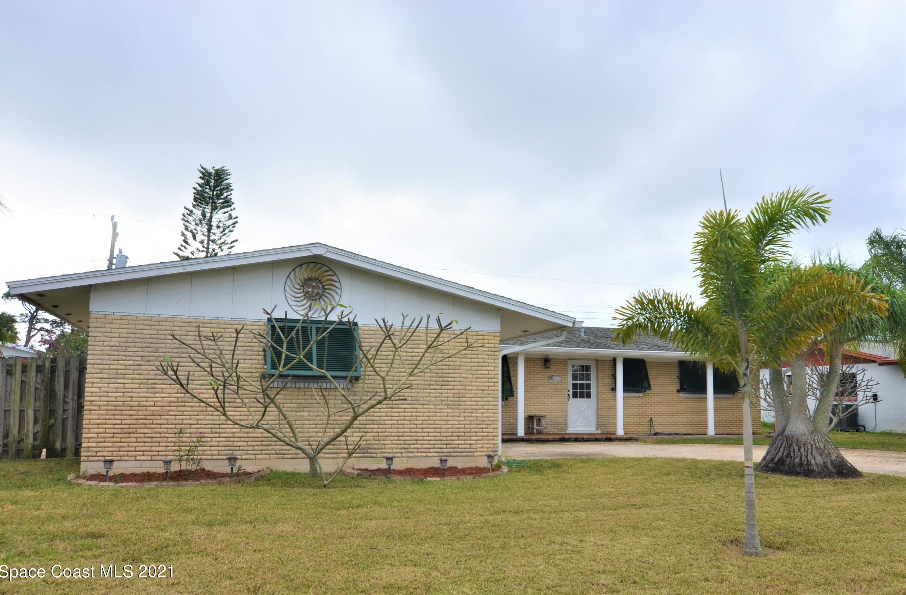 1465 James Ave, Merritt Island, FL 32952