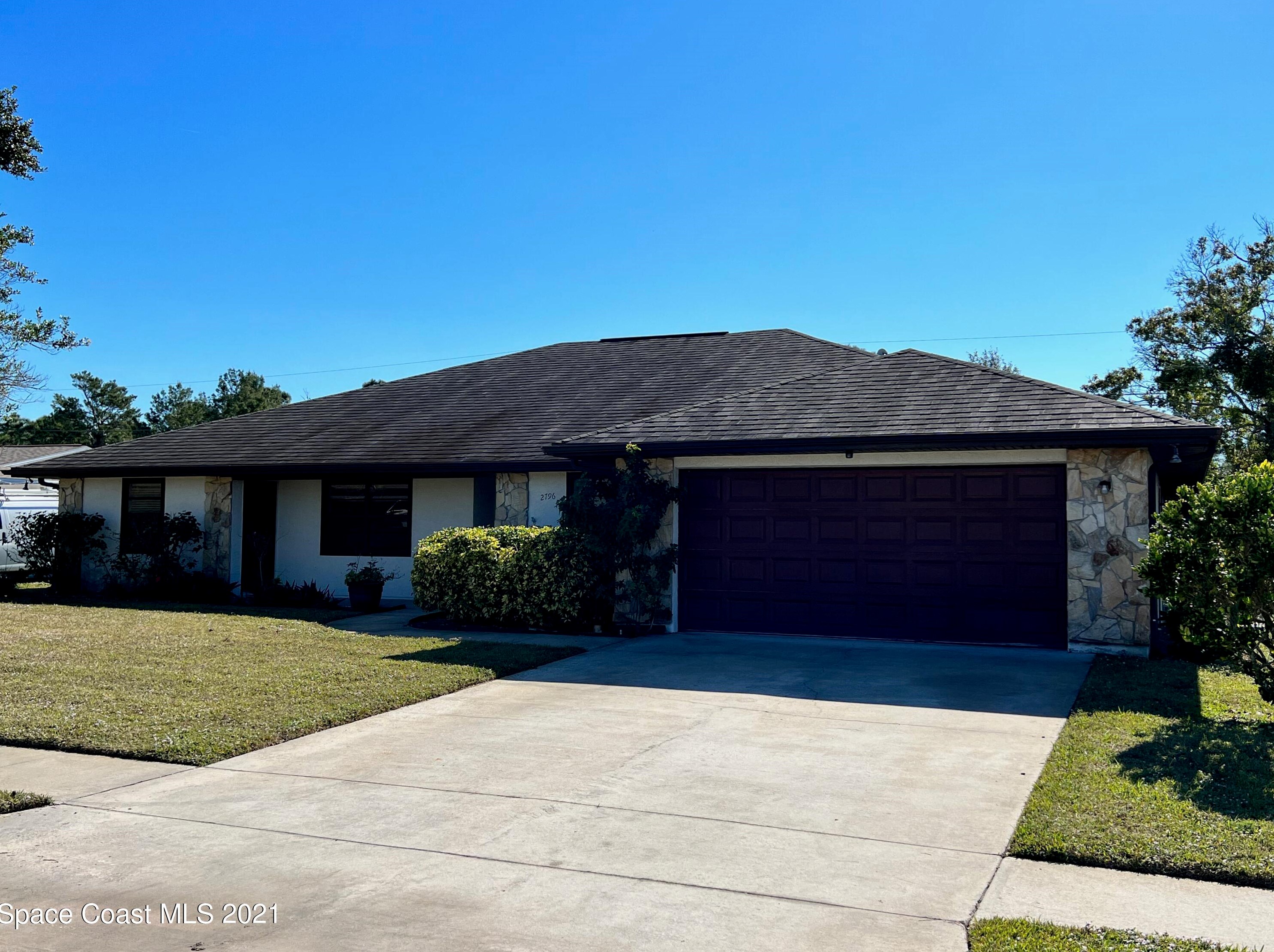 2796 Rodeo Dr, Melbourne, FL 32905-5424