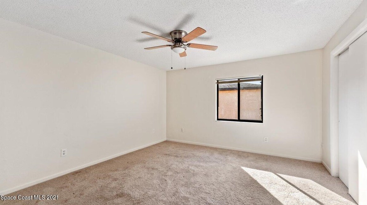 156 San Juan Cir, Melbourne FL 32935-5422 exterior