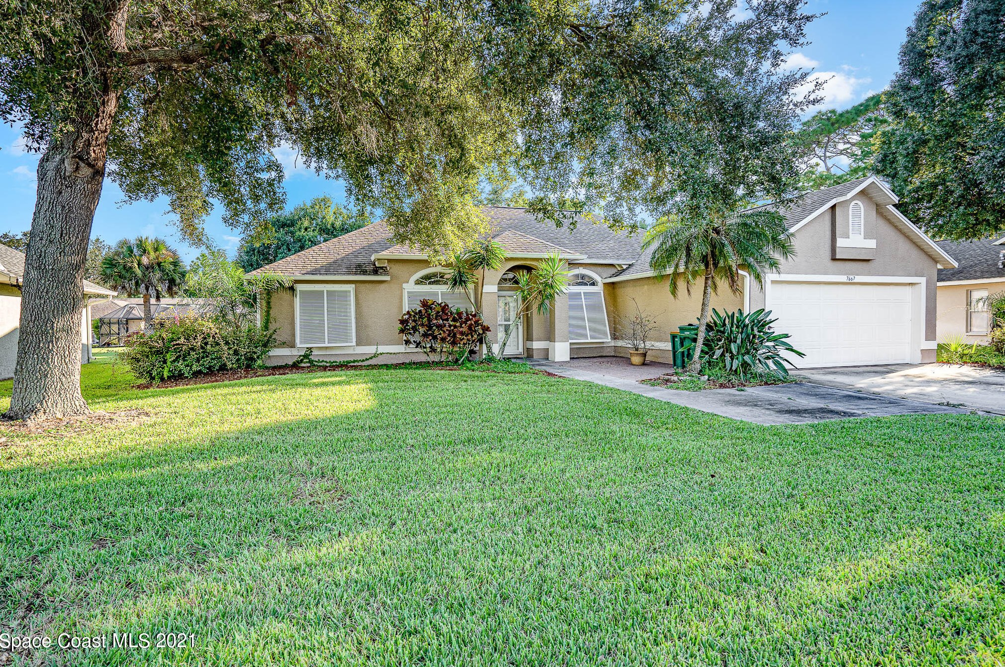 7667 Greenboro Dr, Melbourne, FL 32904-1669