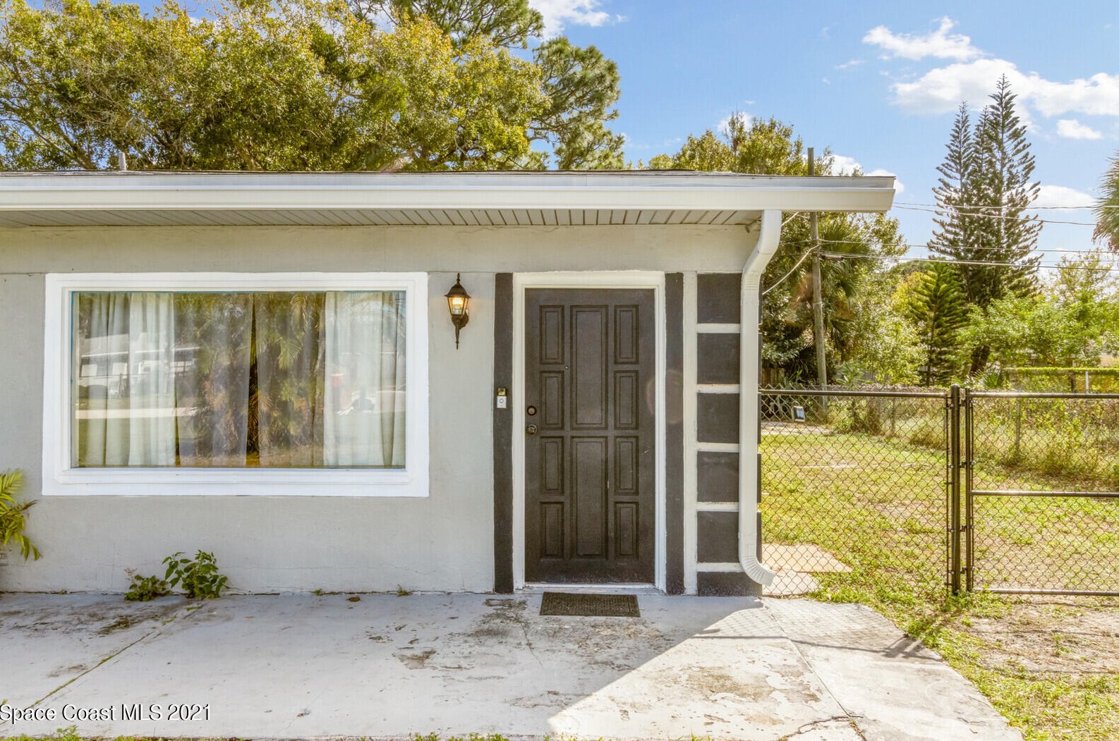 2510 Spence Dr, Melbourne, FL 32905-2526
