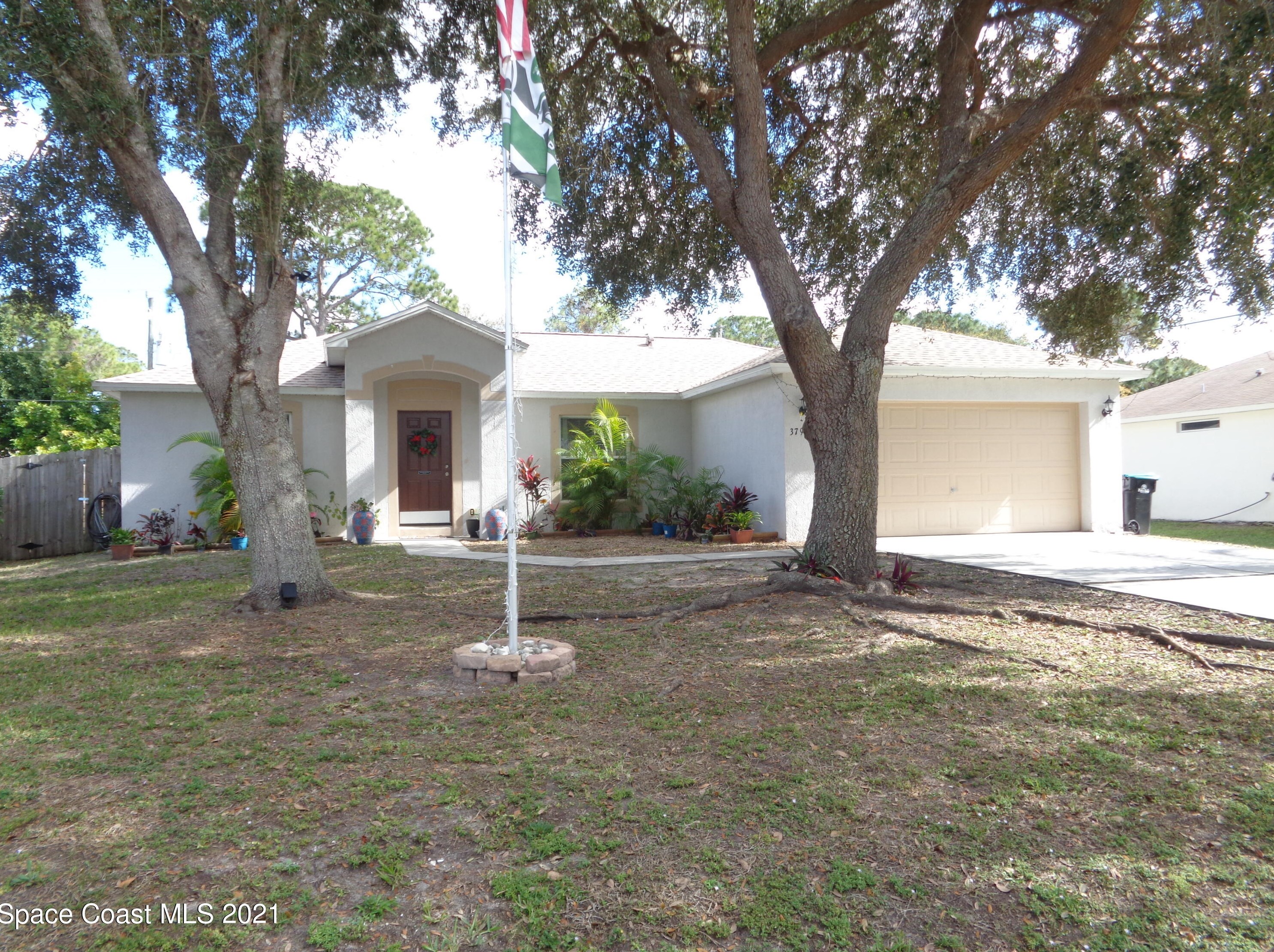 379 Trembley Ave, Melbourne, FL 32908-3533