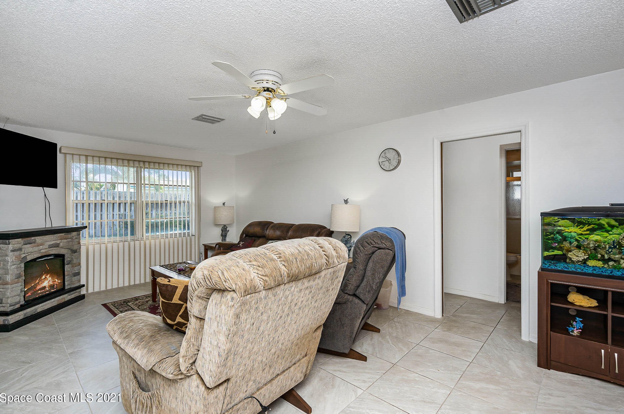445 Amherst Cir, Melbourne FL  32937-4001 exterior